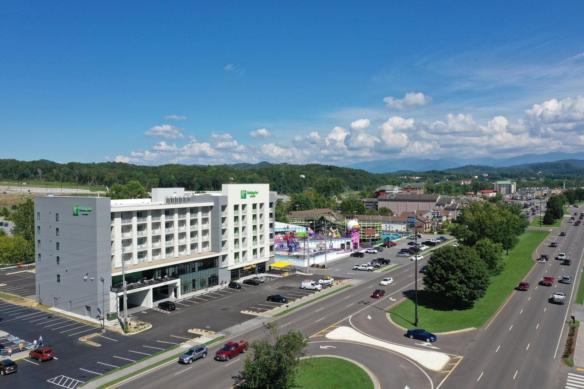 Holiday Inn & Suites Pigeon Forge Convention Center By IHG photo 4
