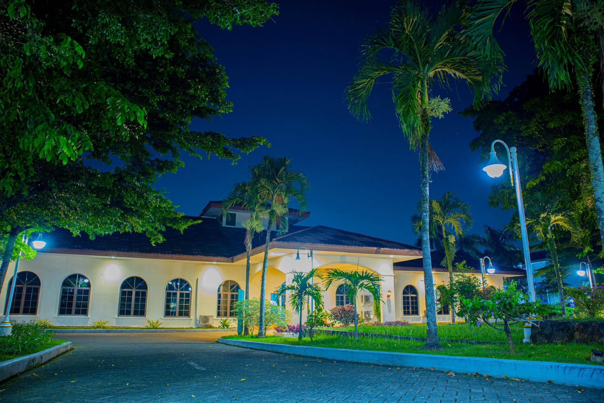 Ole Suite Hotel