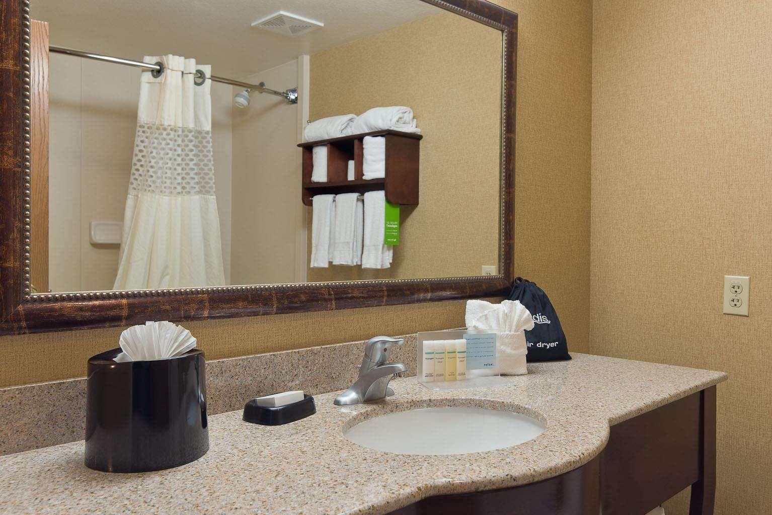 Hampton Inn & Suites Phoenix/Scottsdale photo 2