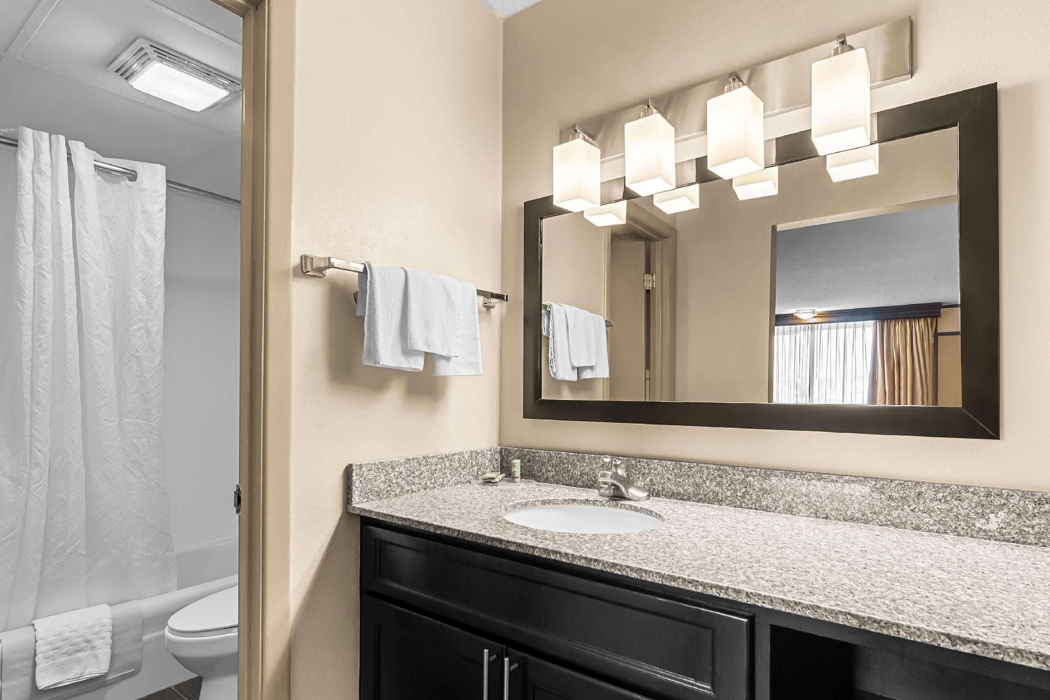 Best Western Toni Inn photo 2