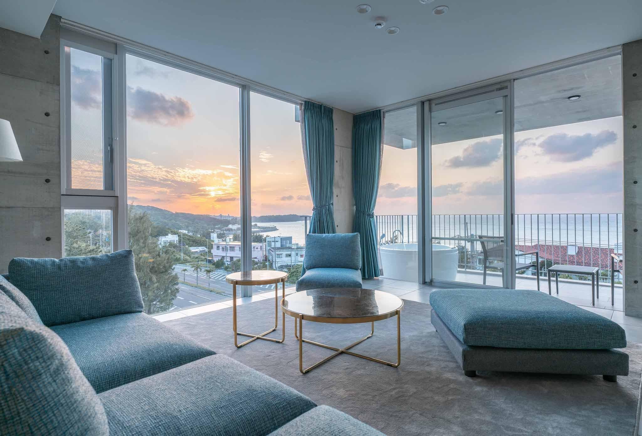OKINAWA PLAISANT VILLA <2F>