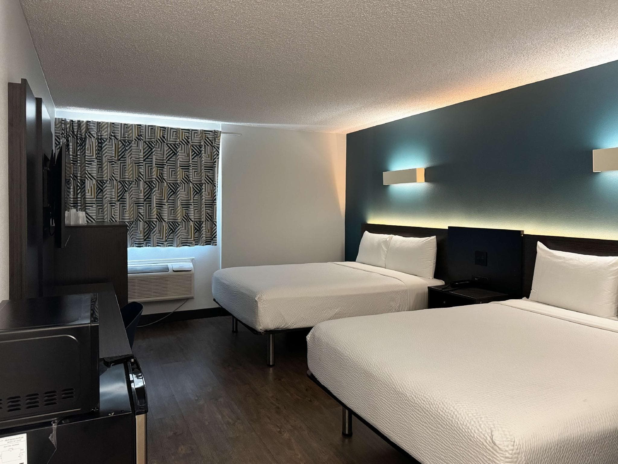 Motel 6 Carson, CA photo 2