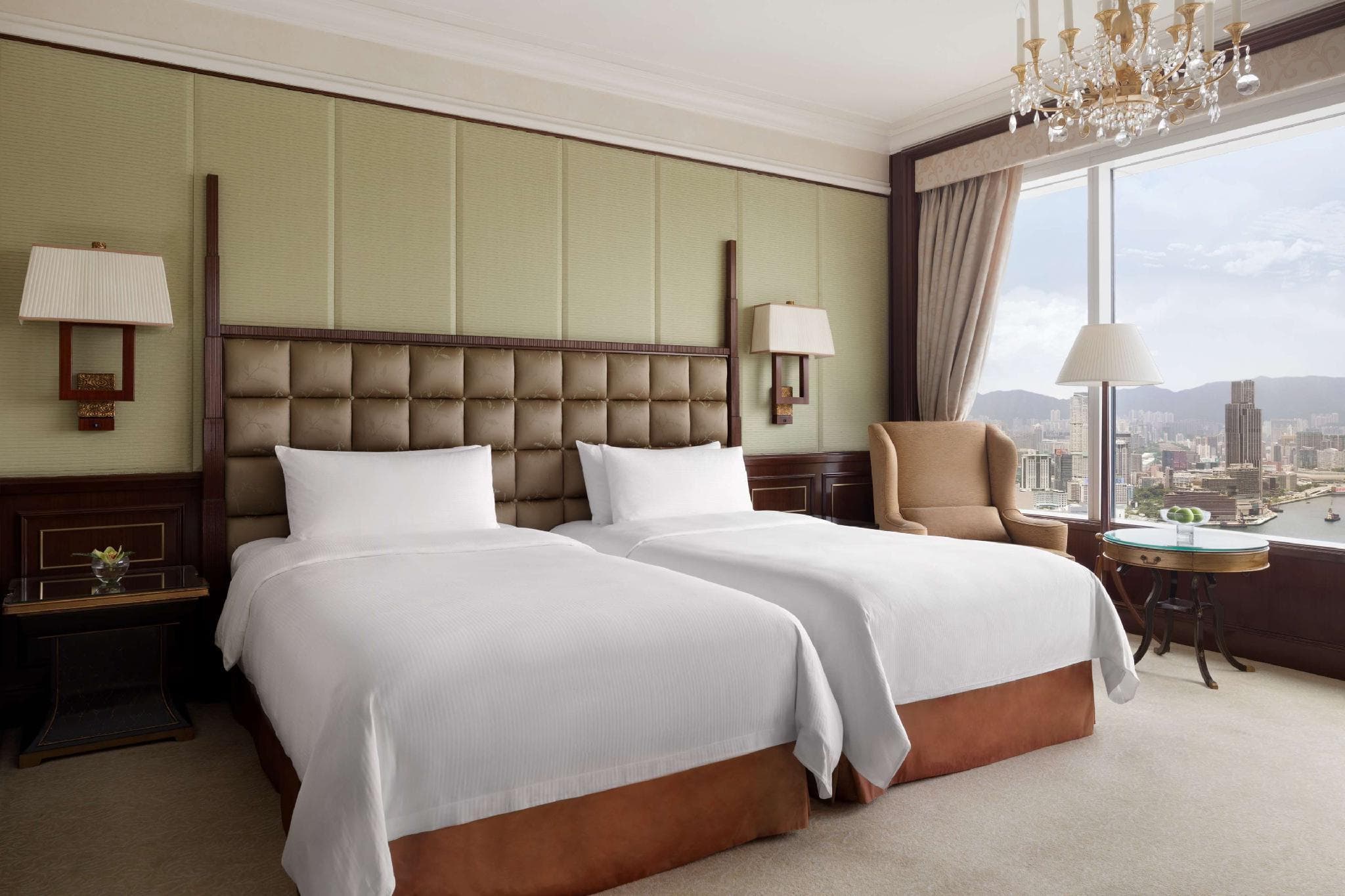 Island Shangri-La, Hong Kong photo 2