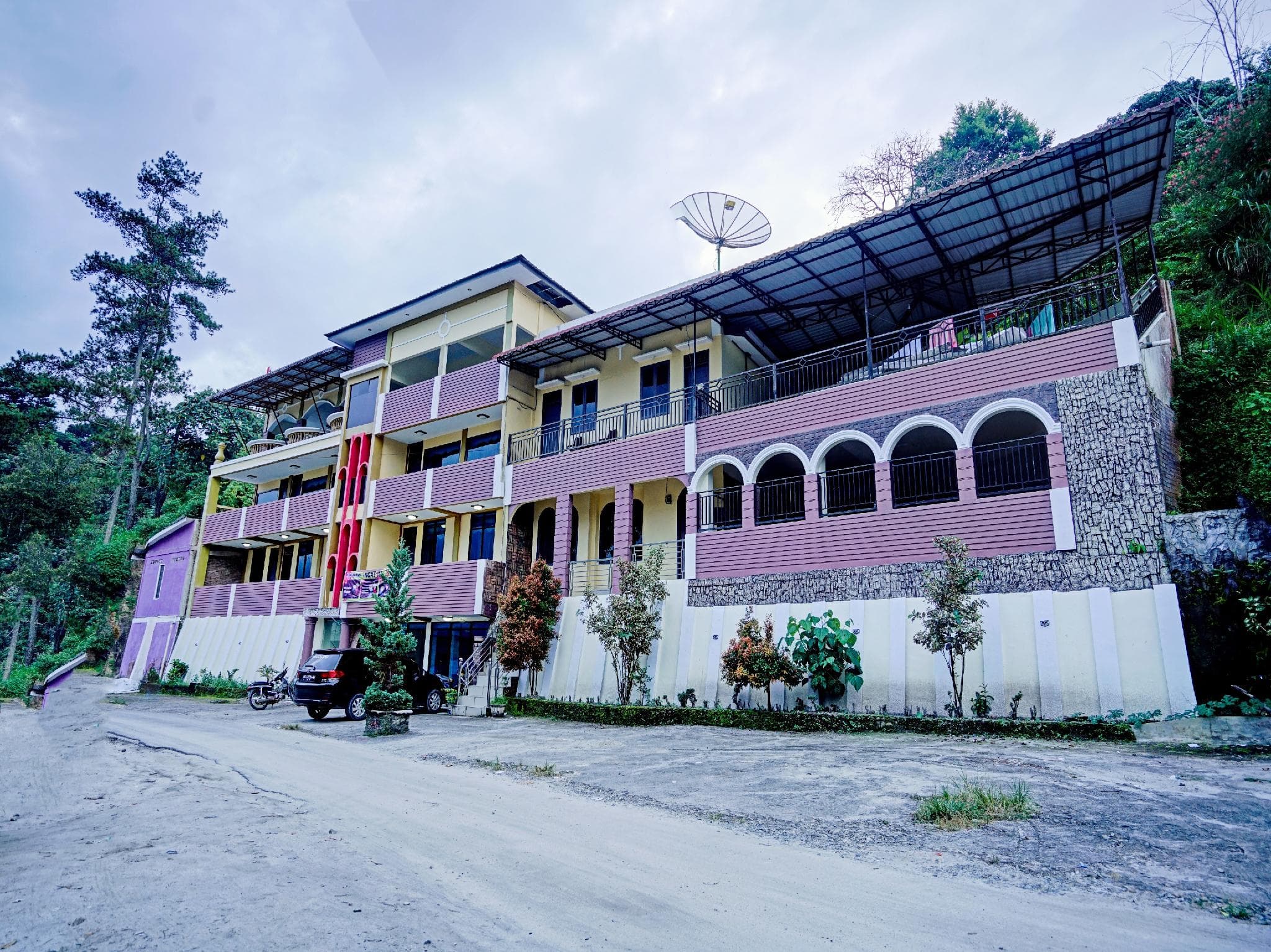 OYO 90331 Hotel Toba Shanda photo 4