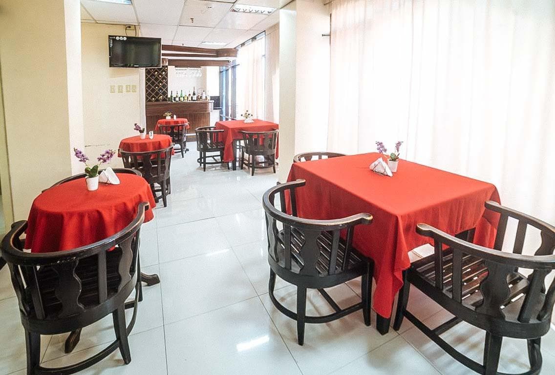 RedDoorz Near Ormoc Port Terminal photo 4