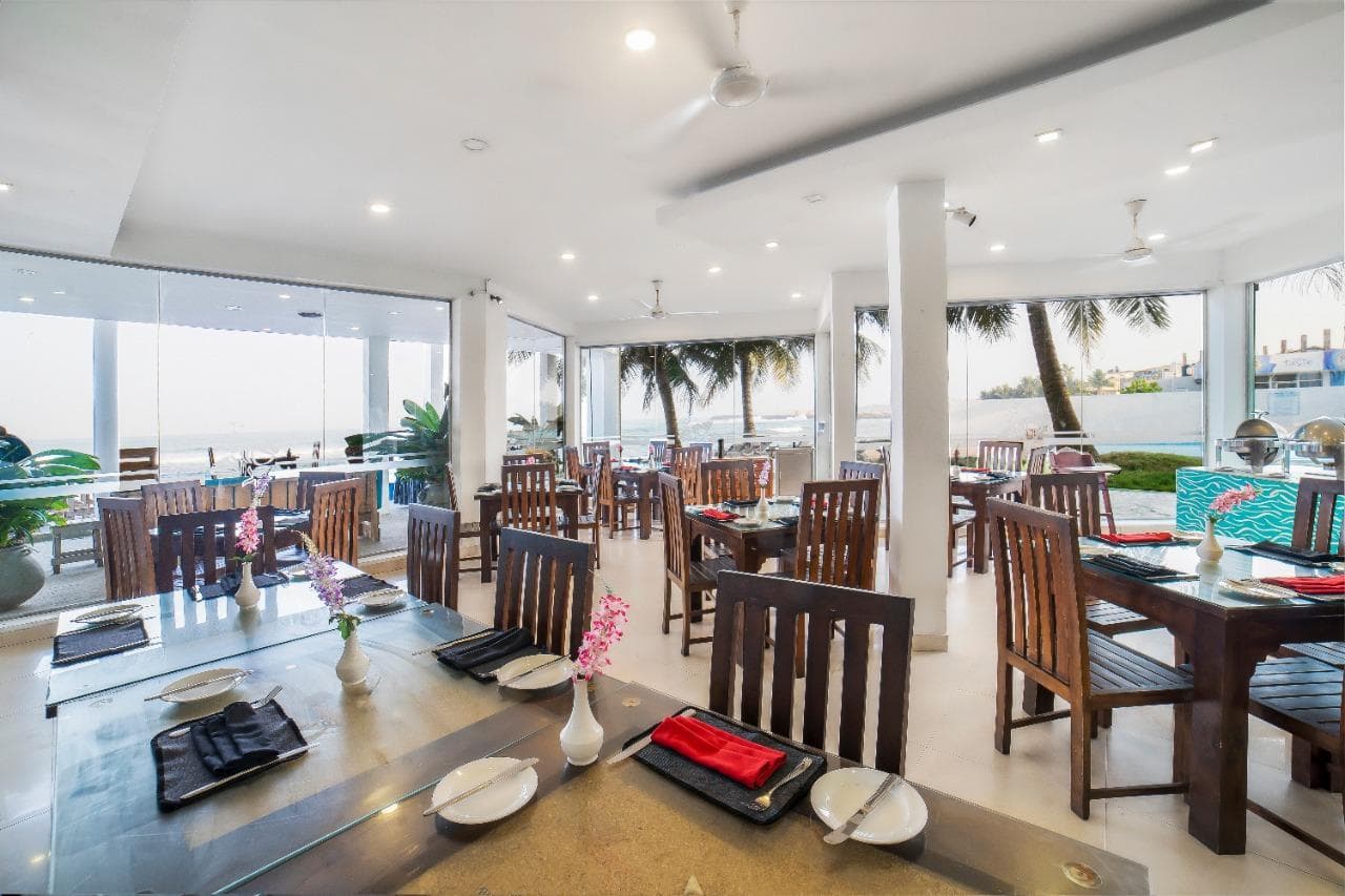 Hikkaduwa Beach Hotel photo 3