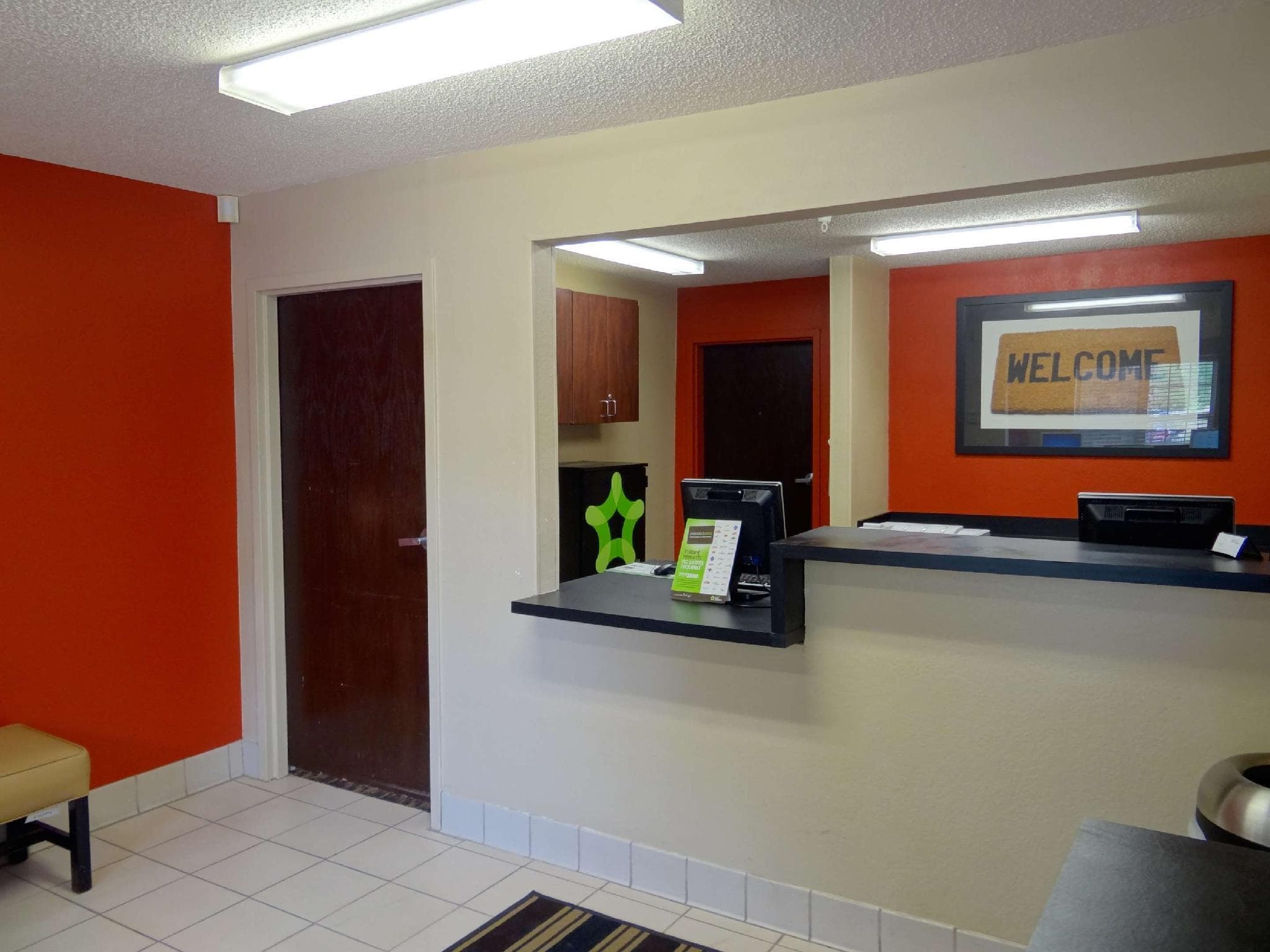 Extended Stay America Select Suites - Raleigh - RDU Airport photo 4