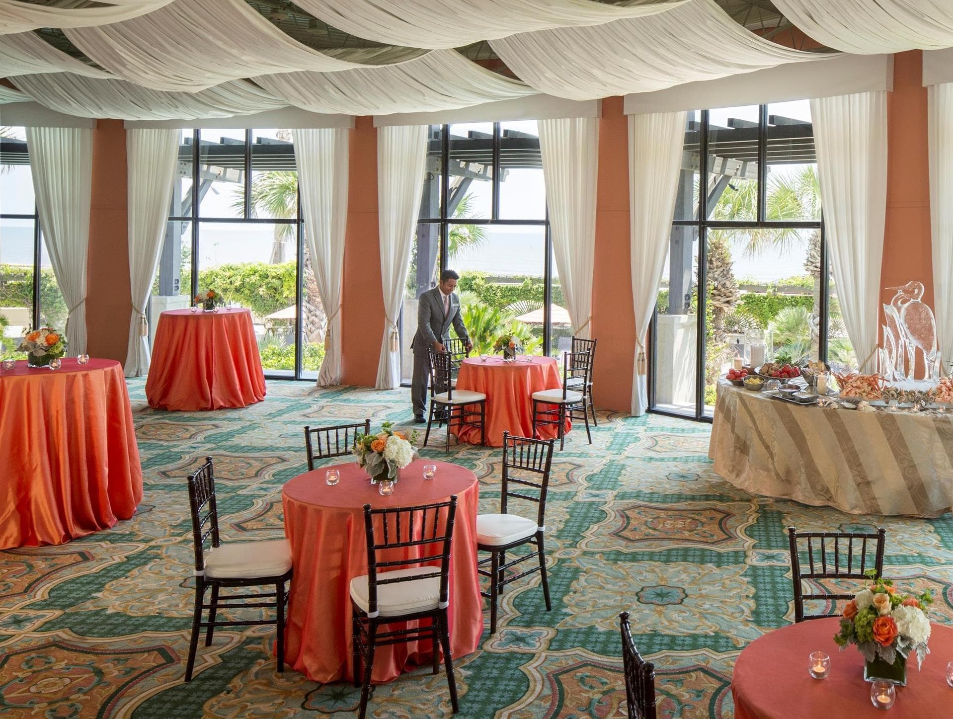 Grand Galvez Resort, Autograph Collection photo 4