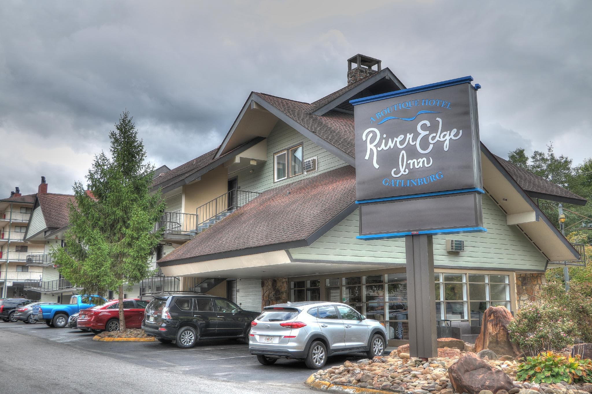 River Edge Inn