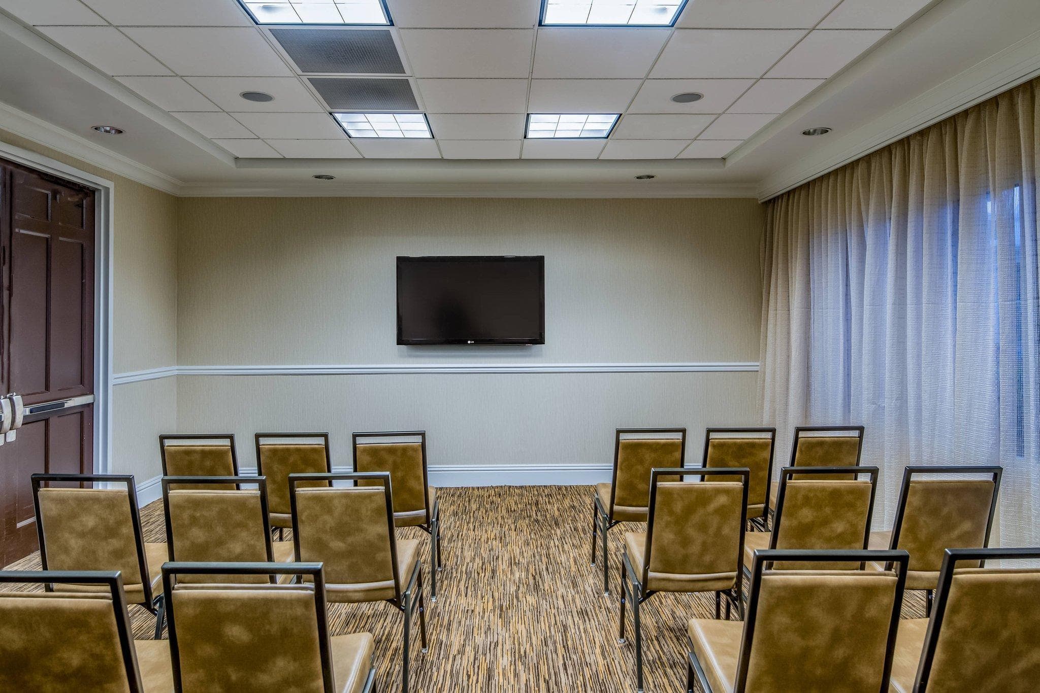 Courtyard by Marriott Charleston Historic District photo 5
