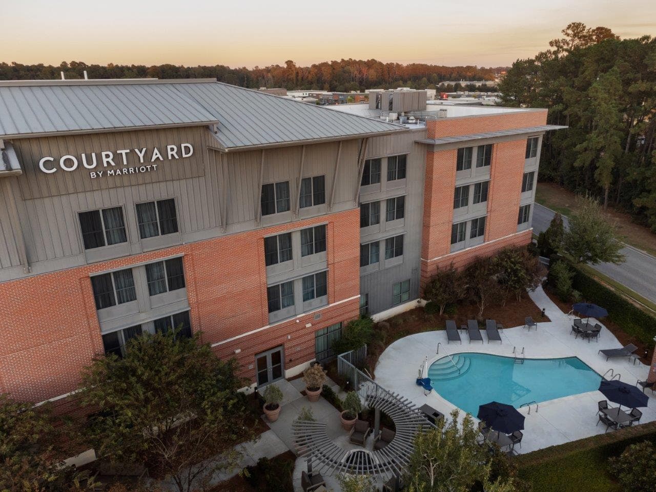 Courtyard by Marriott Charleston Summerville photo 5