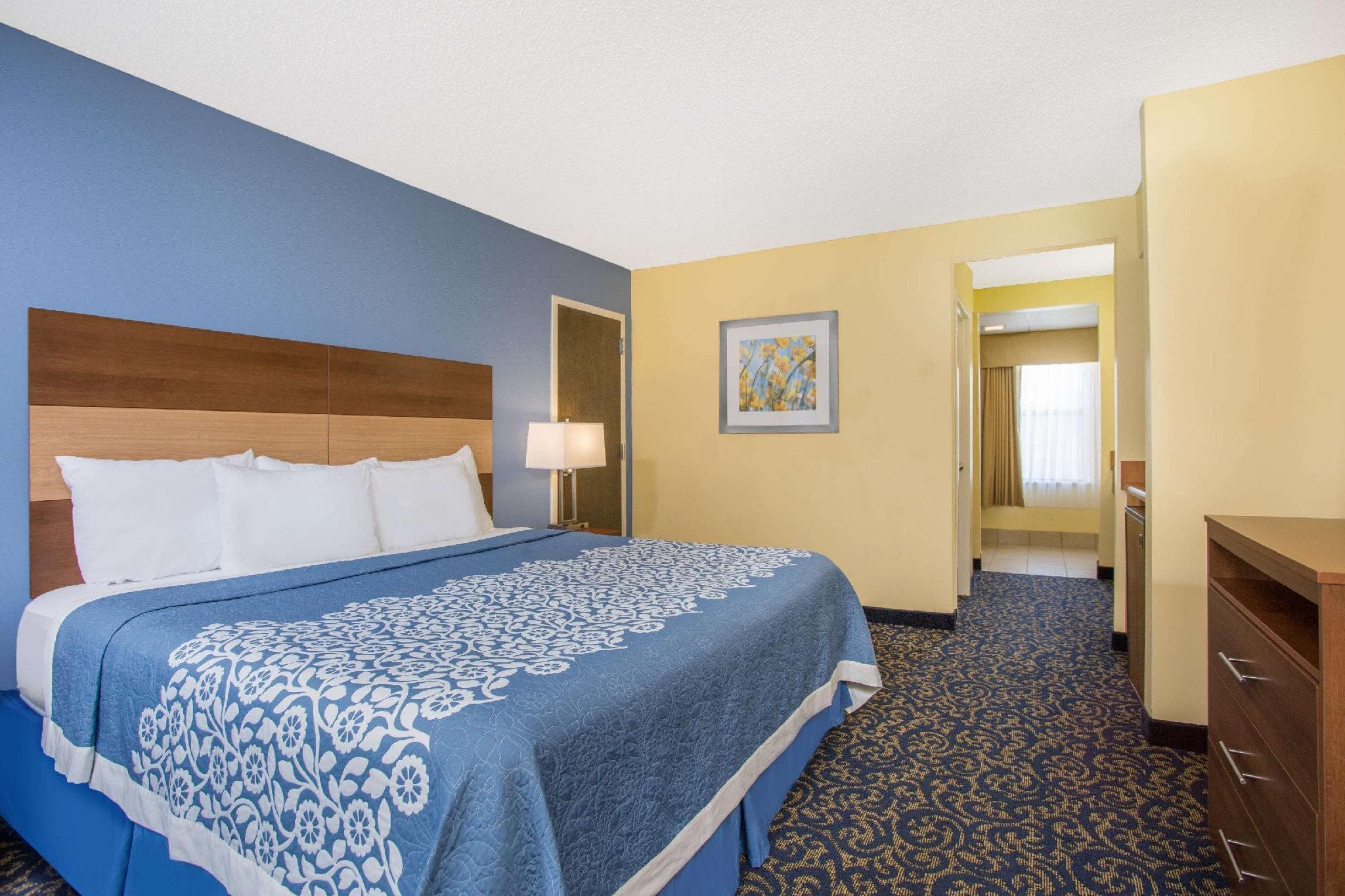 Days Inn by Wyndham Raleigh-Airport-Research Triangle Park photo 2