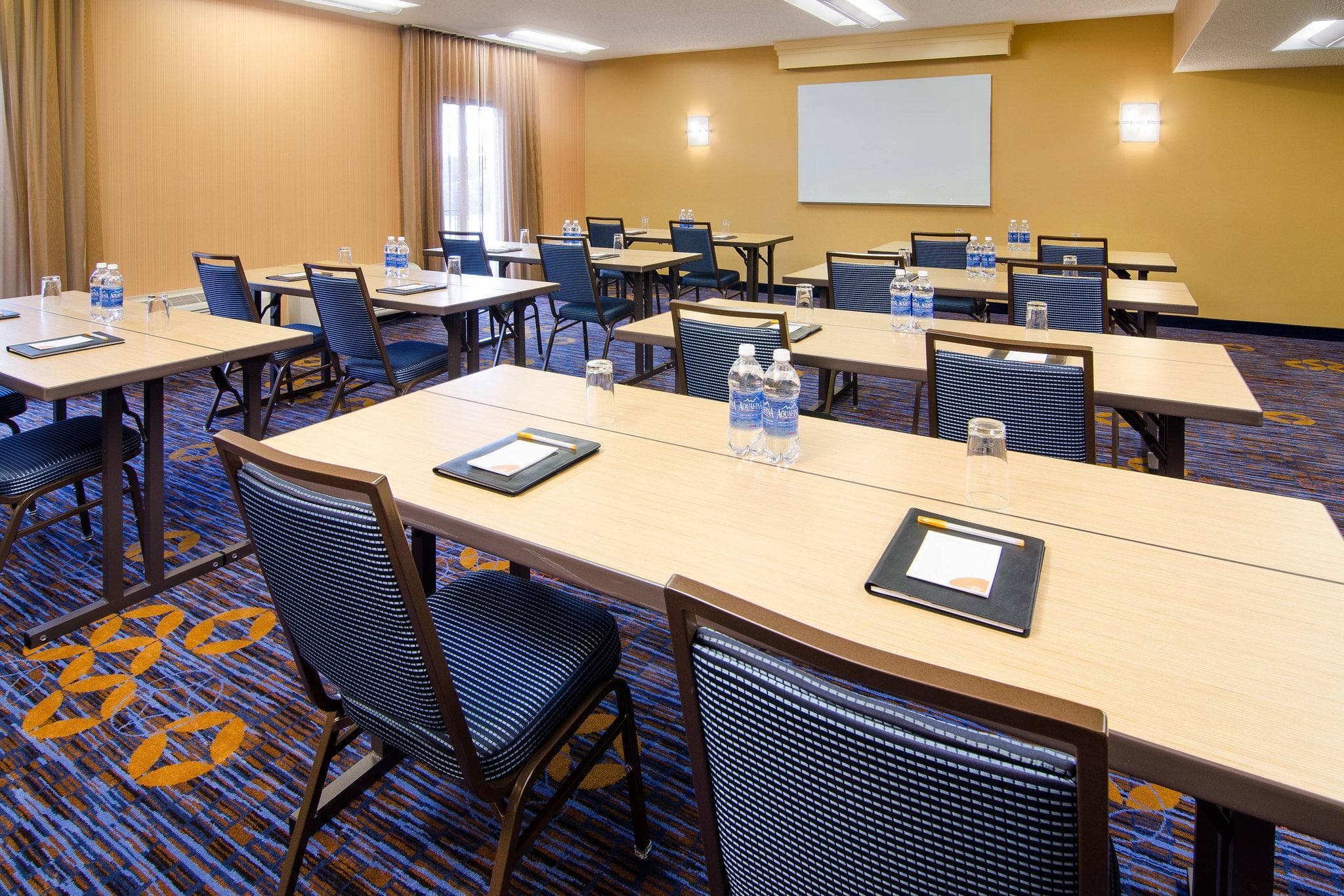 Courtyard by Marriott Greenville Haywood Mall photo 3
