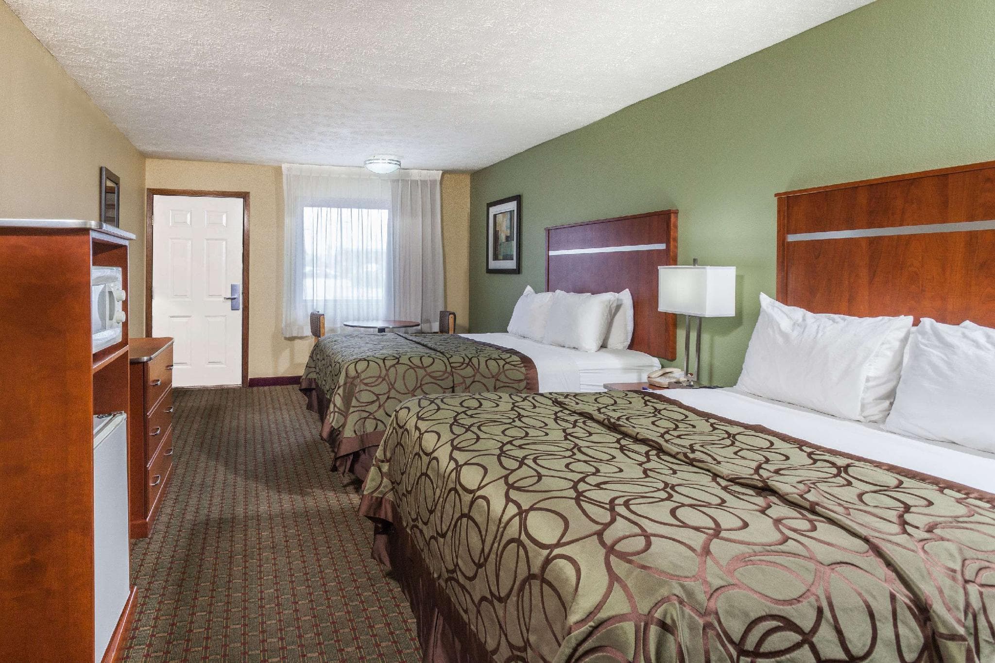 Baymont by Wyndham Pigeon Forge near Island Drive photo 2