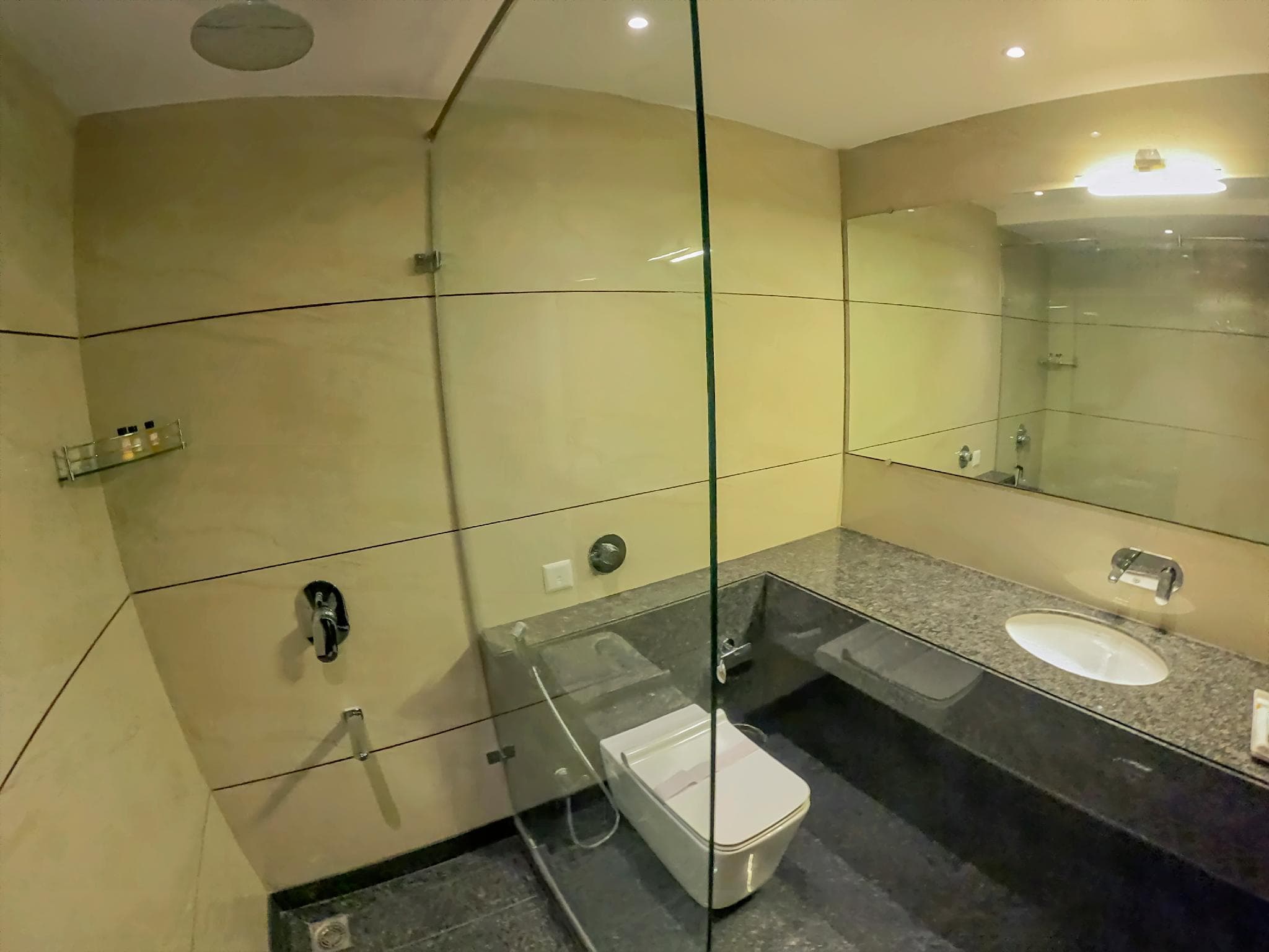 Hotel Hira Inn photo 2