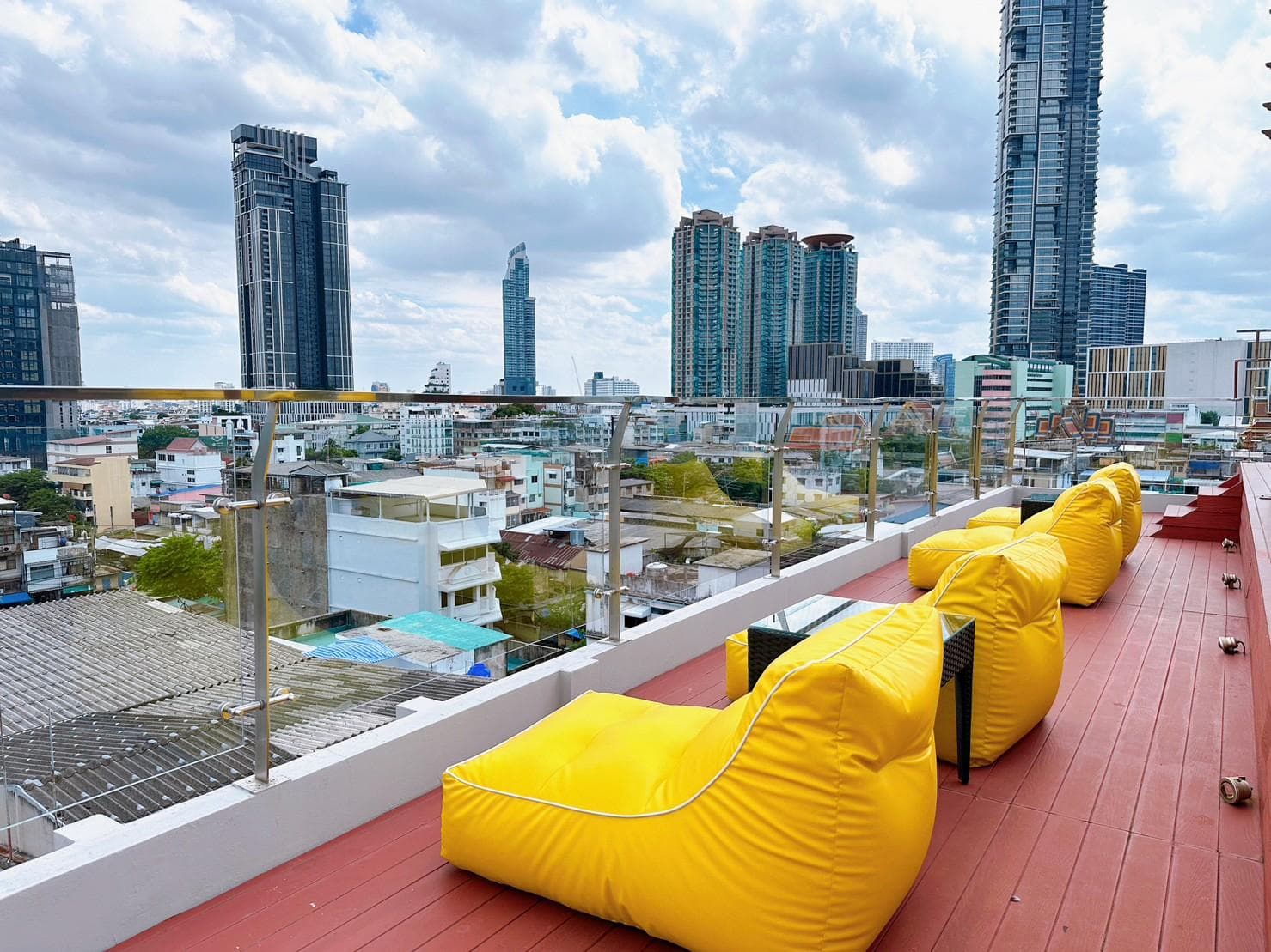 Miloft Sathorn hotel photo 5