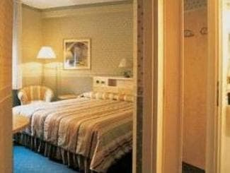 Hotel America photo 2