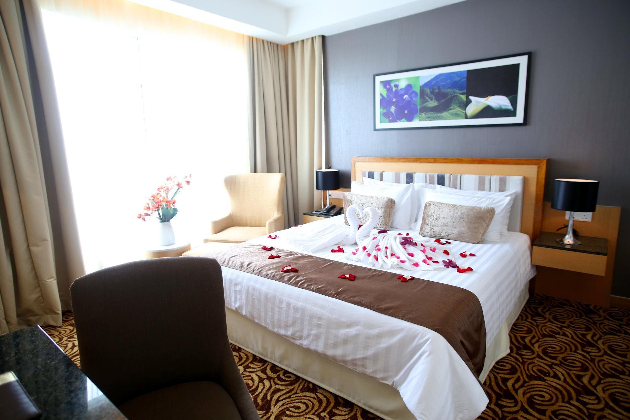 Tenera Hotel & Suites photo 4