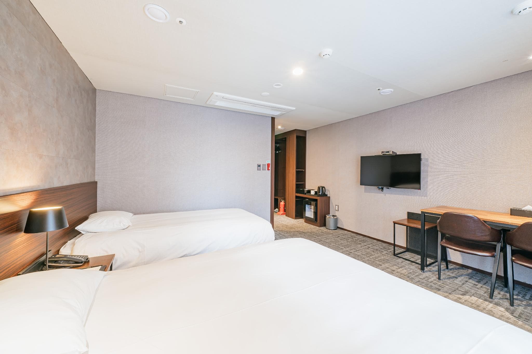 HotelWithCity photo 2