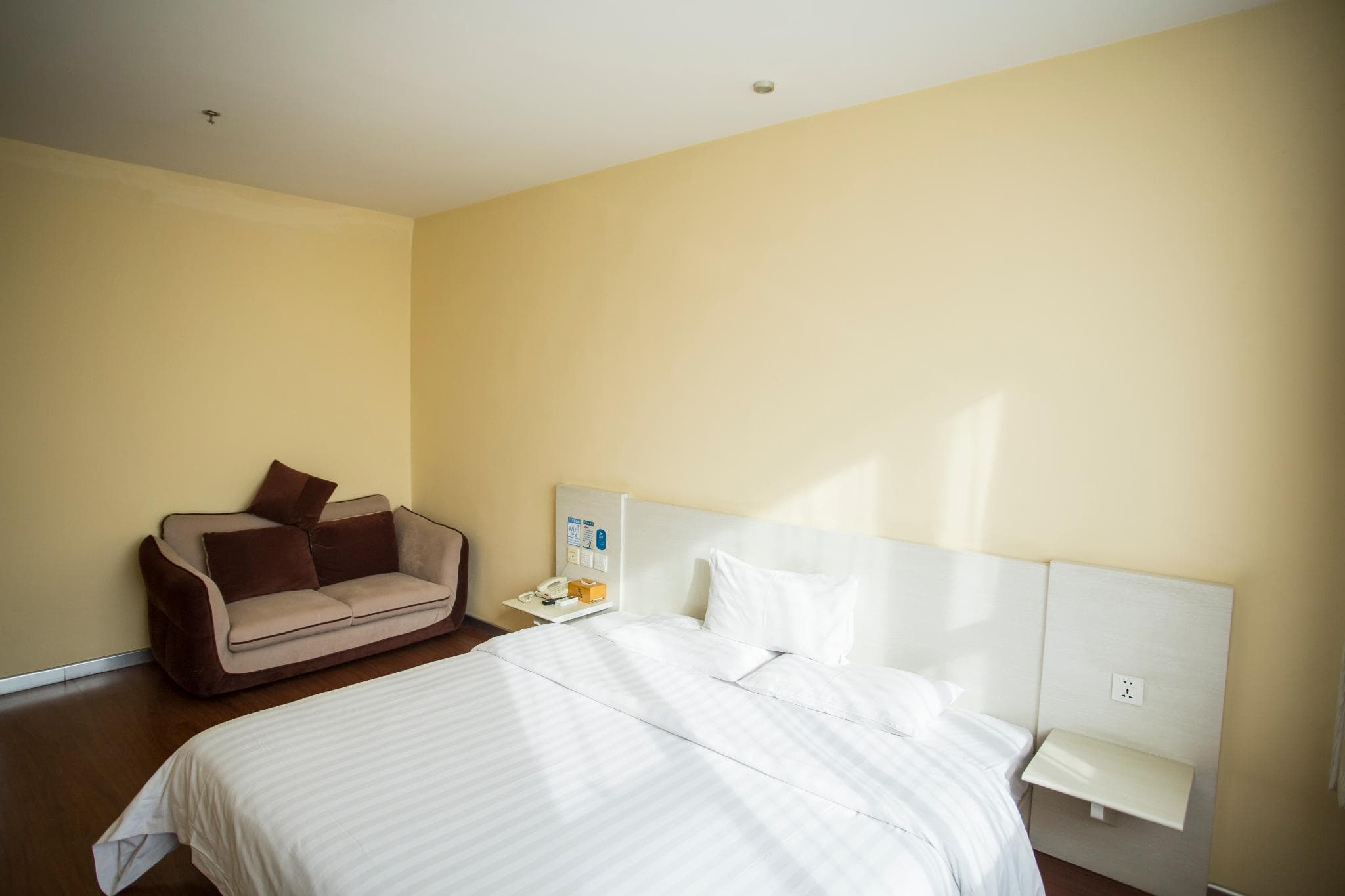 Hanting Hotel Puyang Huanghe Road photo 4
