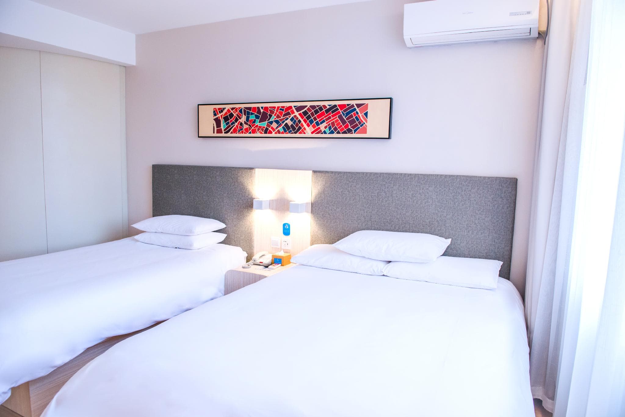 Hanting Hotel Jinan Quancheng Square Chaoshan Street photo 4