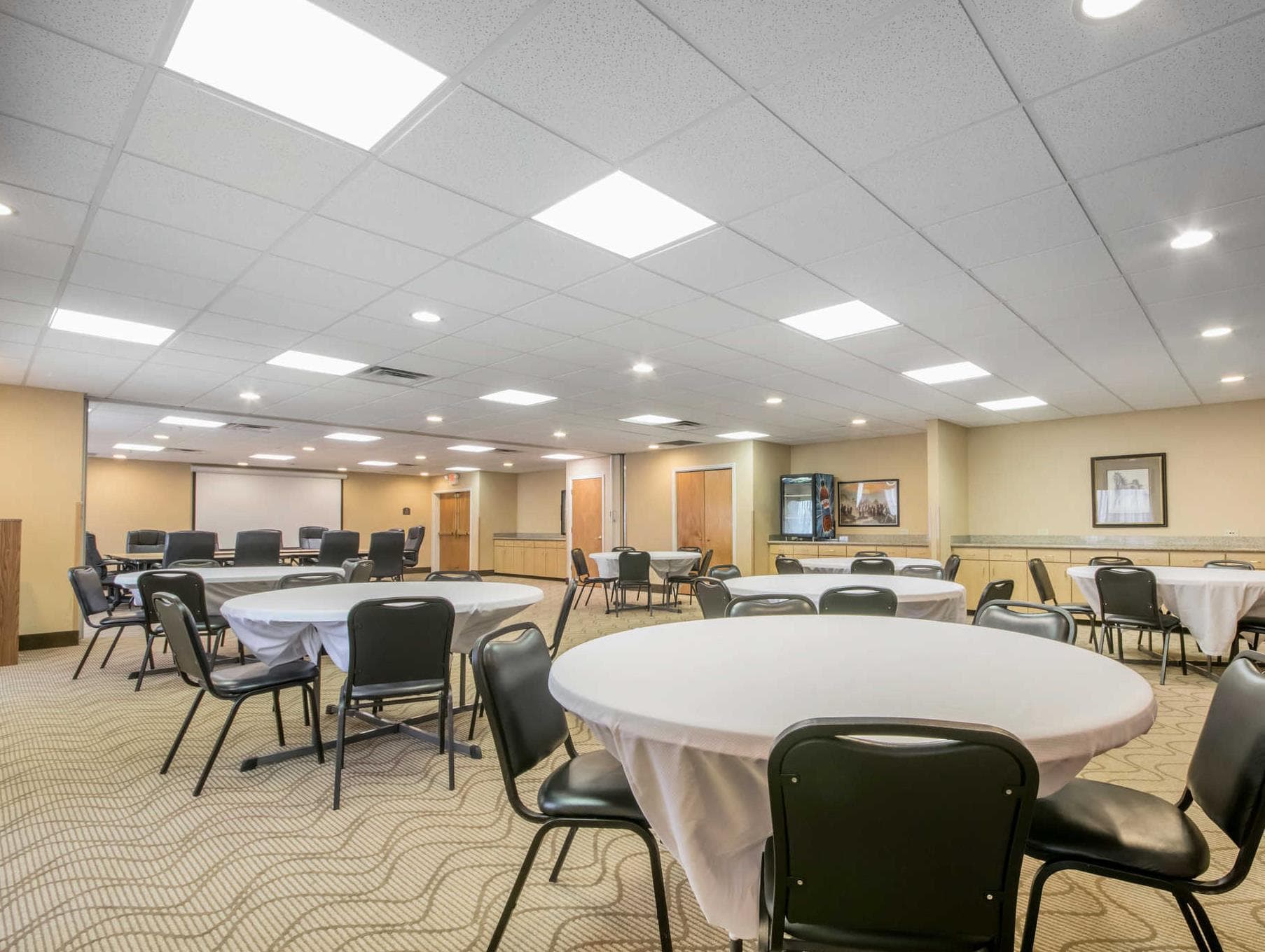 Comfort Suites Louisville Airport photo 3