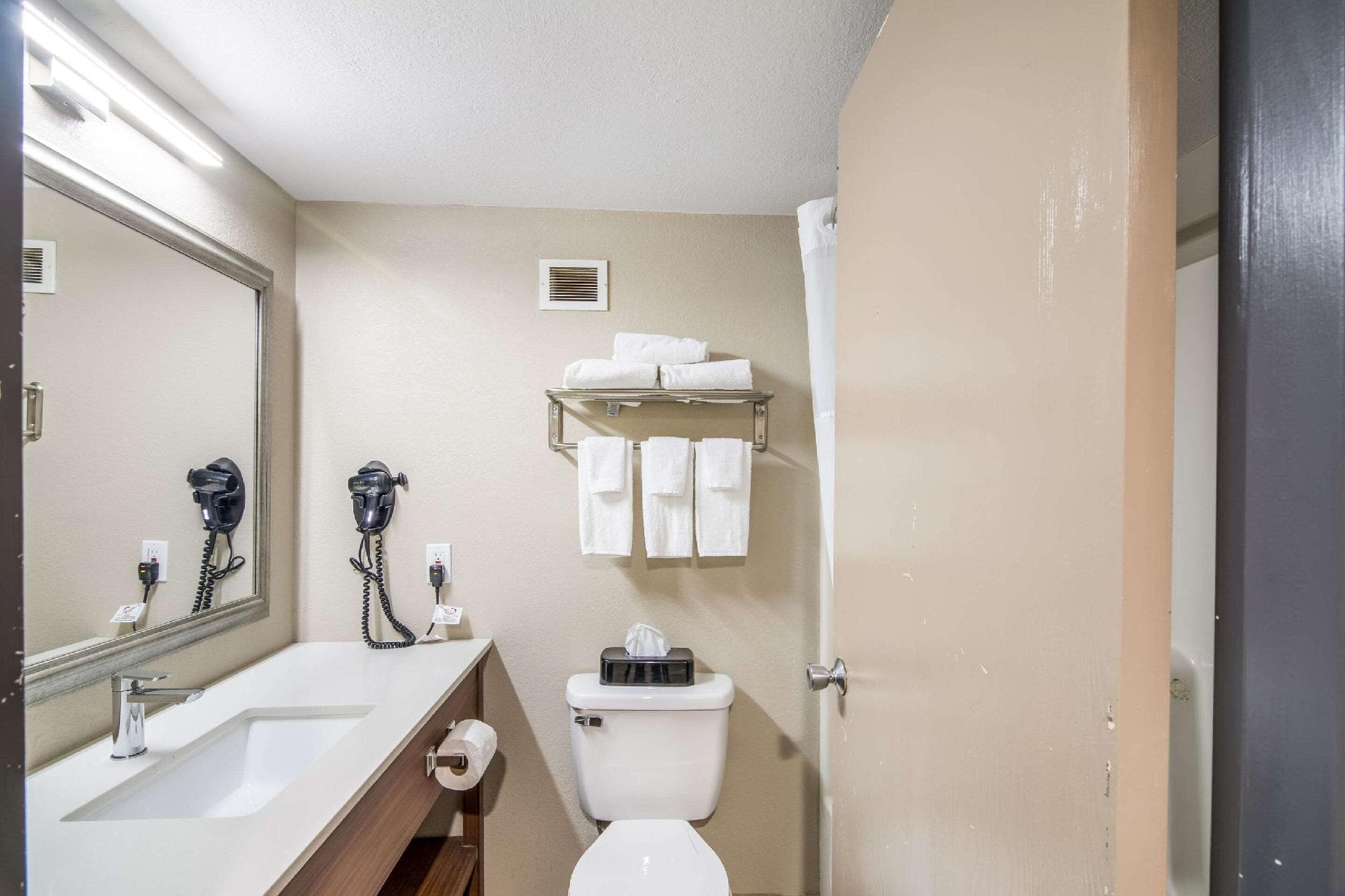 Quality Inn Rochester West photo 2