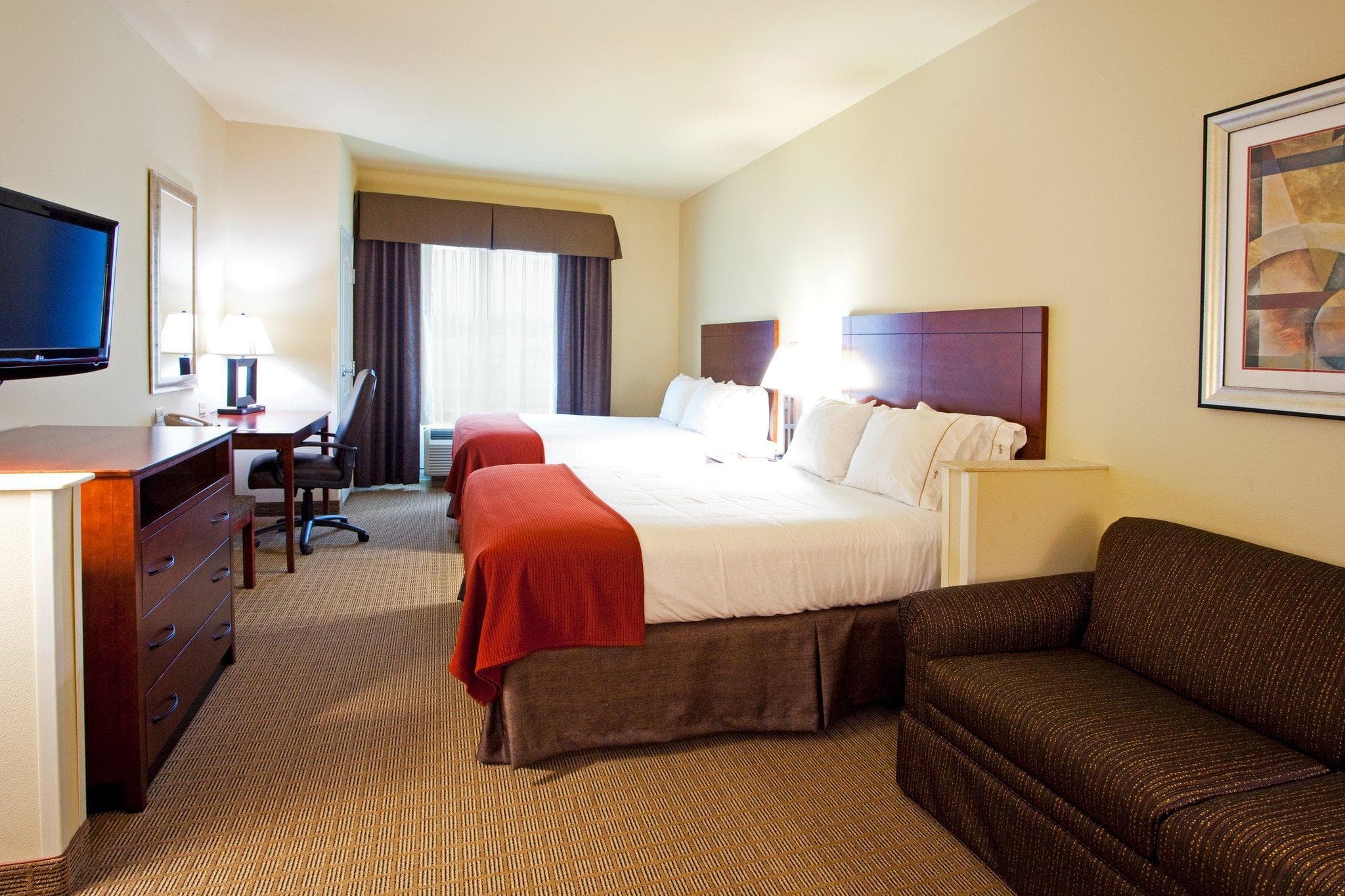 Holiday Inn Express Hotel & Suites Valdosta Southeast By IHG photo 2