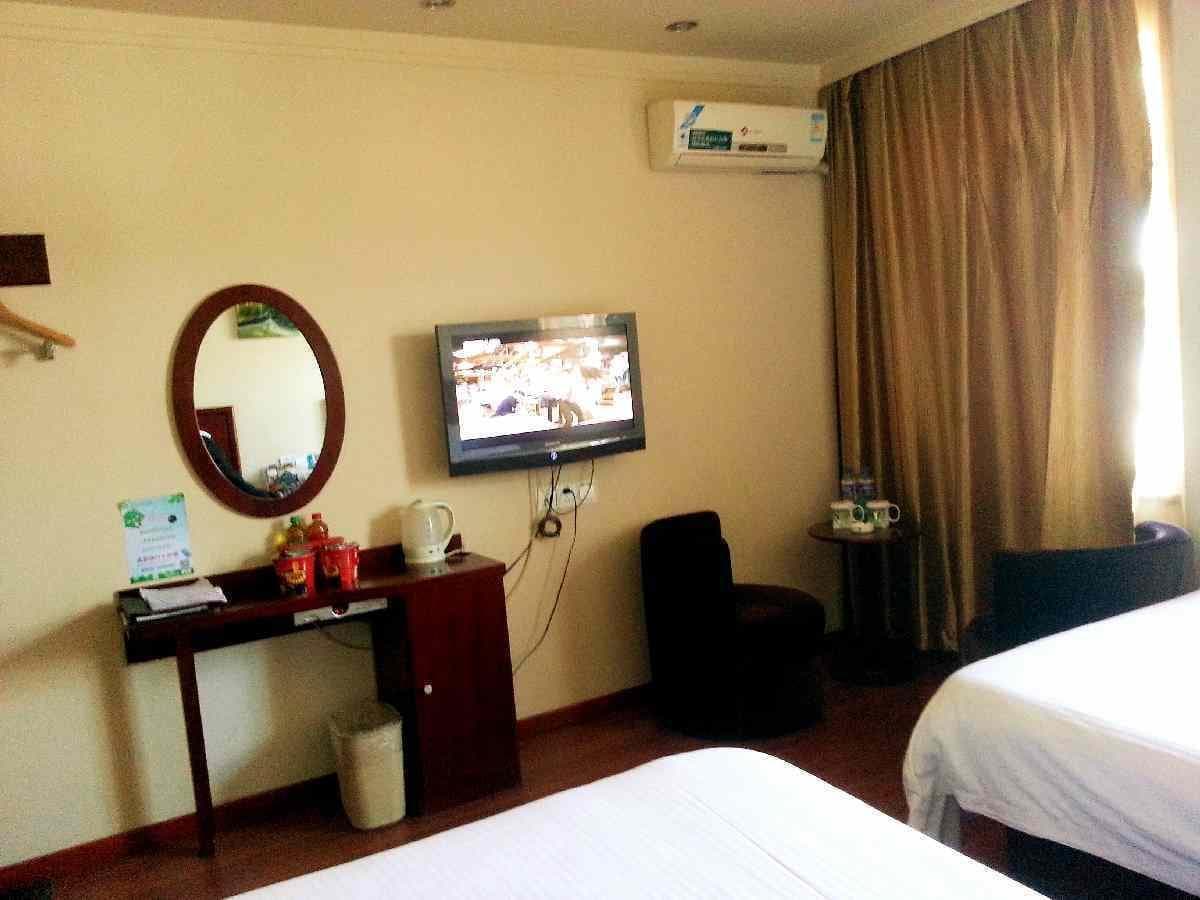 GreenTree Inn Zhangjiakou Bus Station Express Hotel photo 2