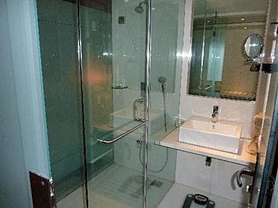 Majestic Court Sarovar Portico Navi Mumbai photo 4
