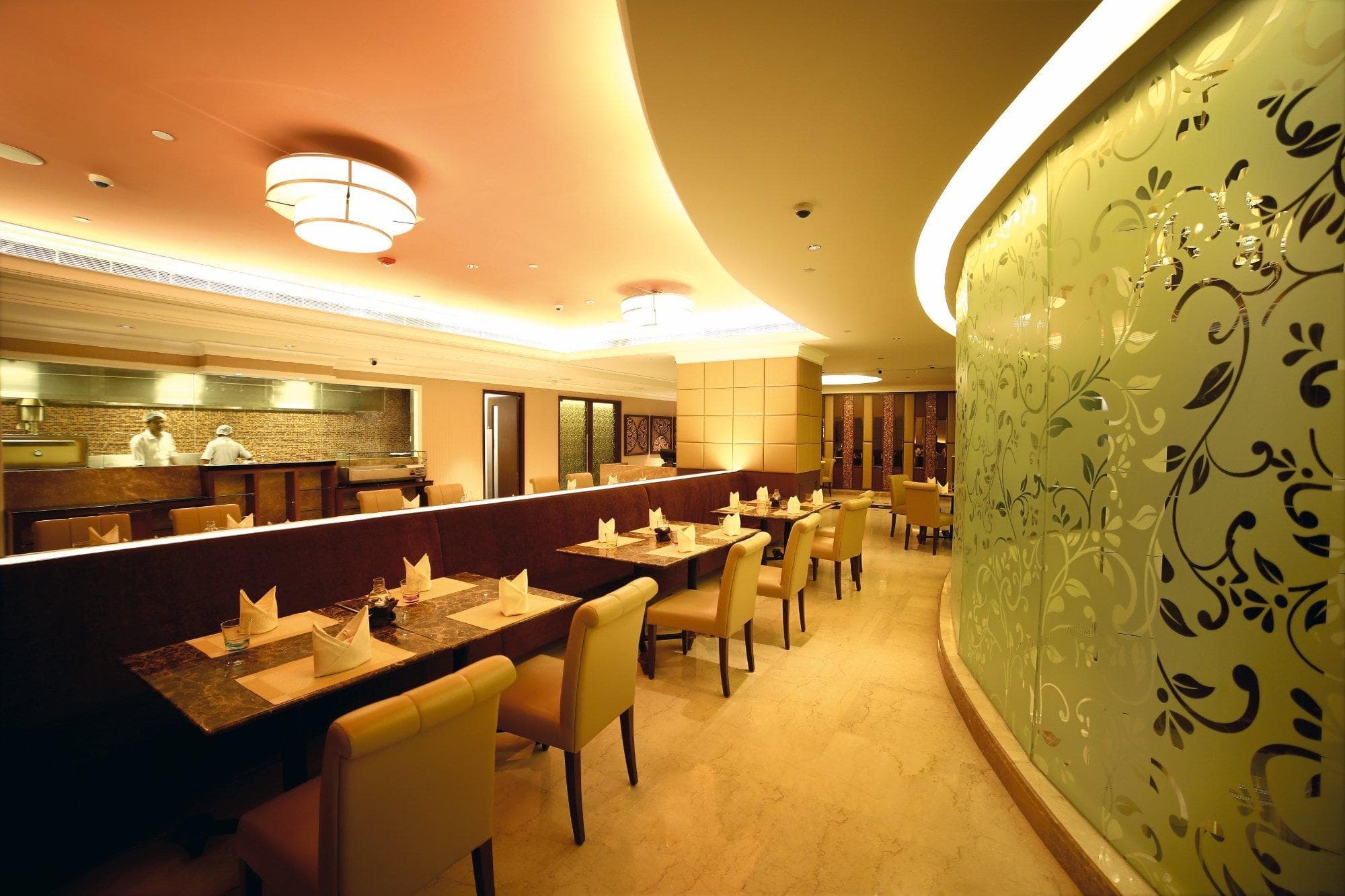 Ramada Plaza by Wyndham Chennai photo 4