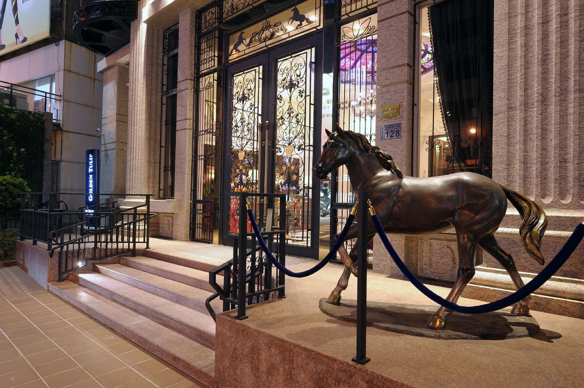 Golden Tulip RS Boutique Hotel photo 4