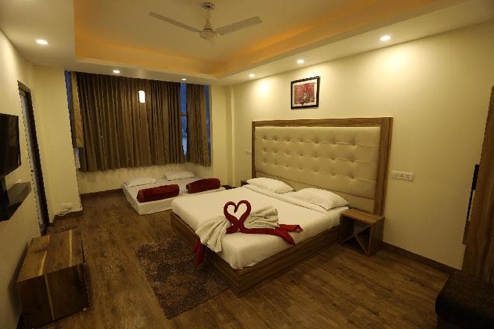 Avenue 18 Resort photo 2