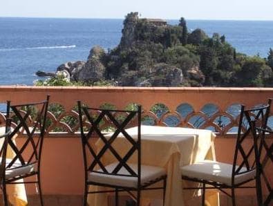 Mendolia Beach Hotel photo 5