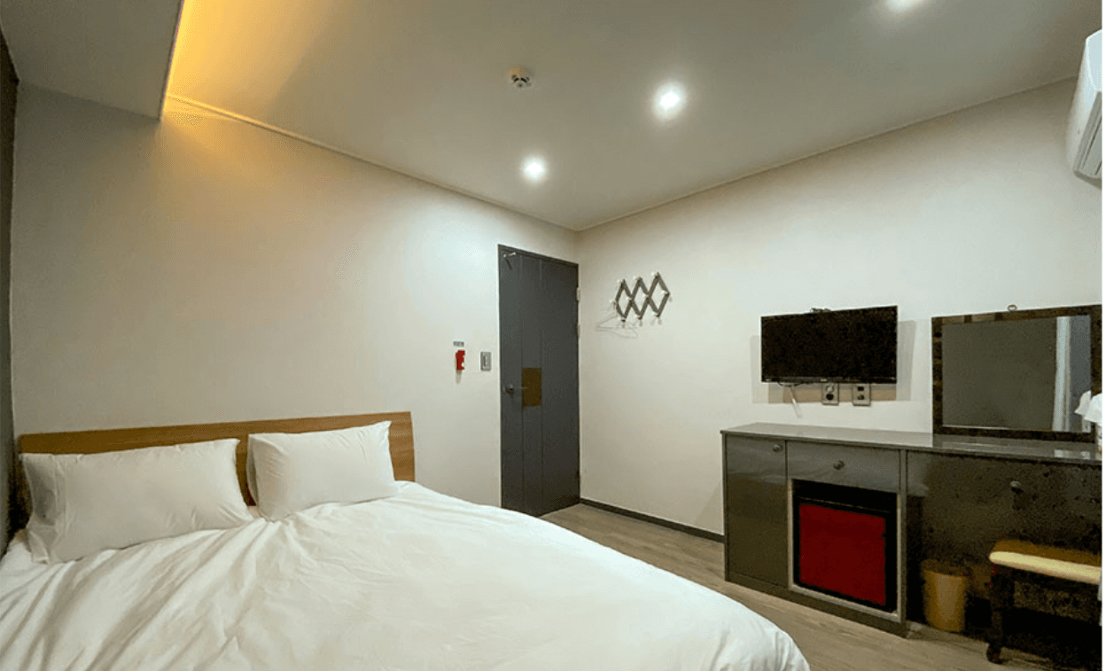 Hotel HueStay-KeumHo photo 2