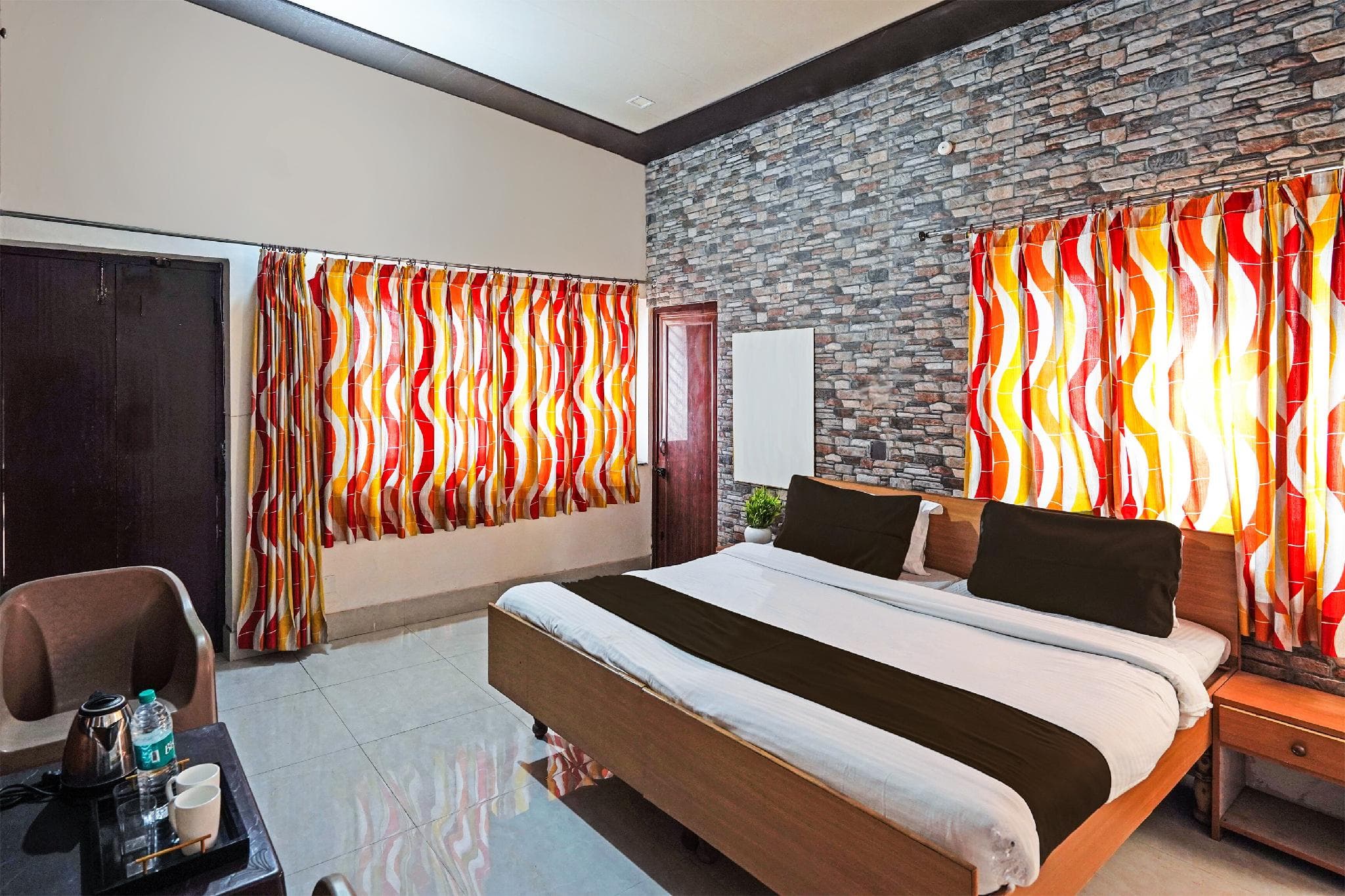 Hotel O Sunshine Stay
