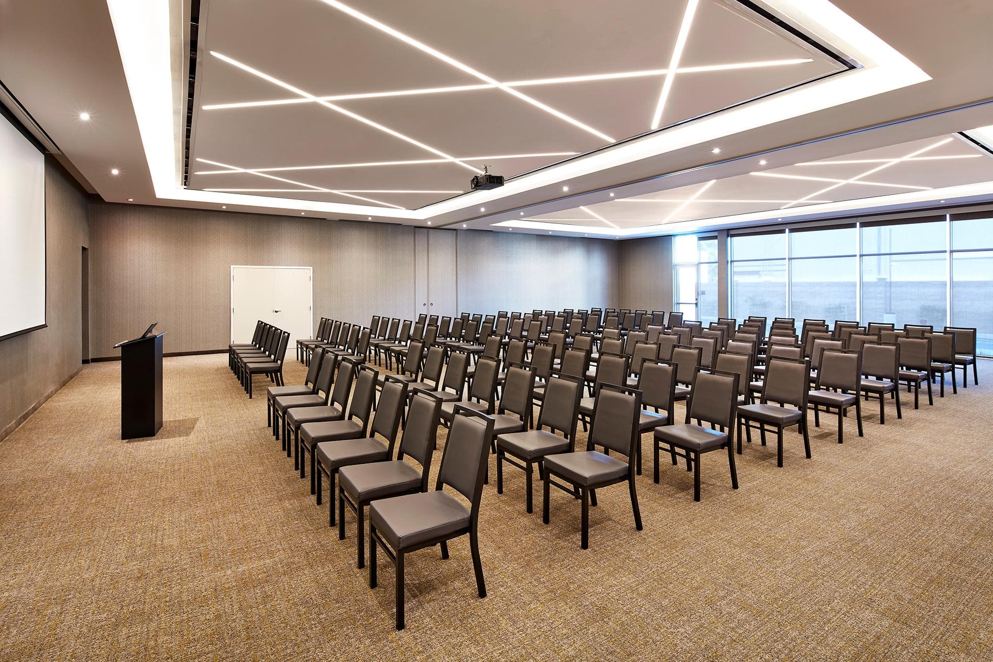SpringHill Suites by Marriott Los Angeles Downey photo 5