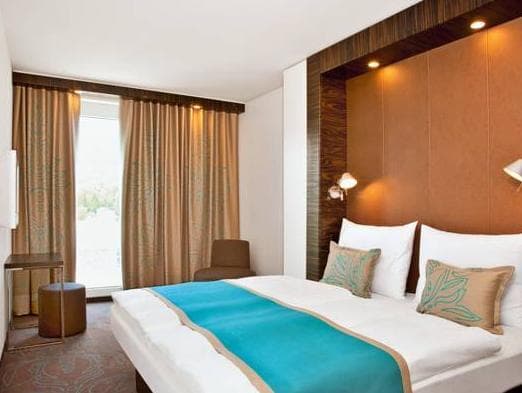 Motel One Stuttgart-Mitte photo 3