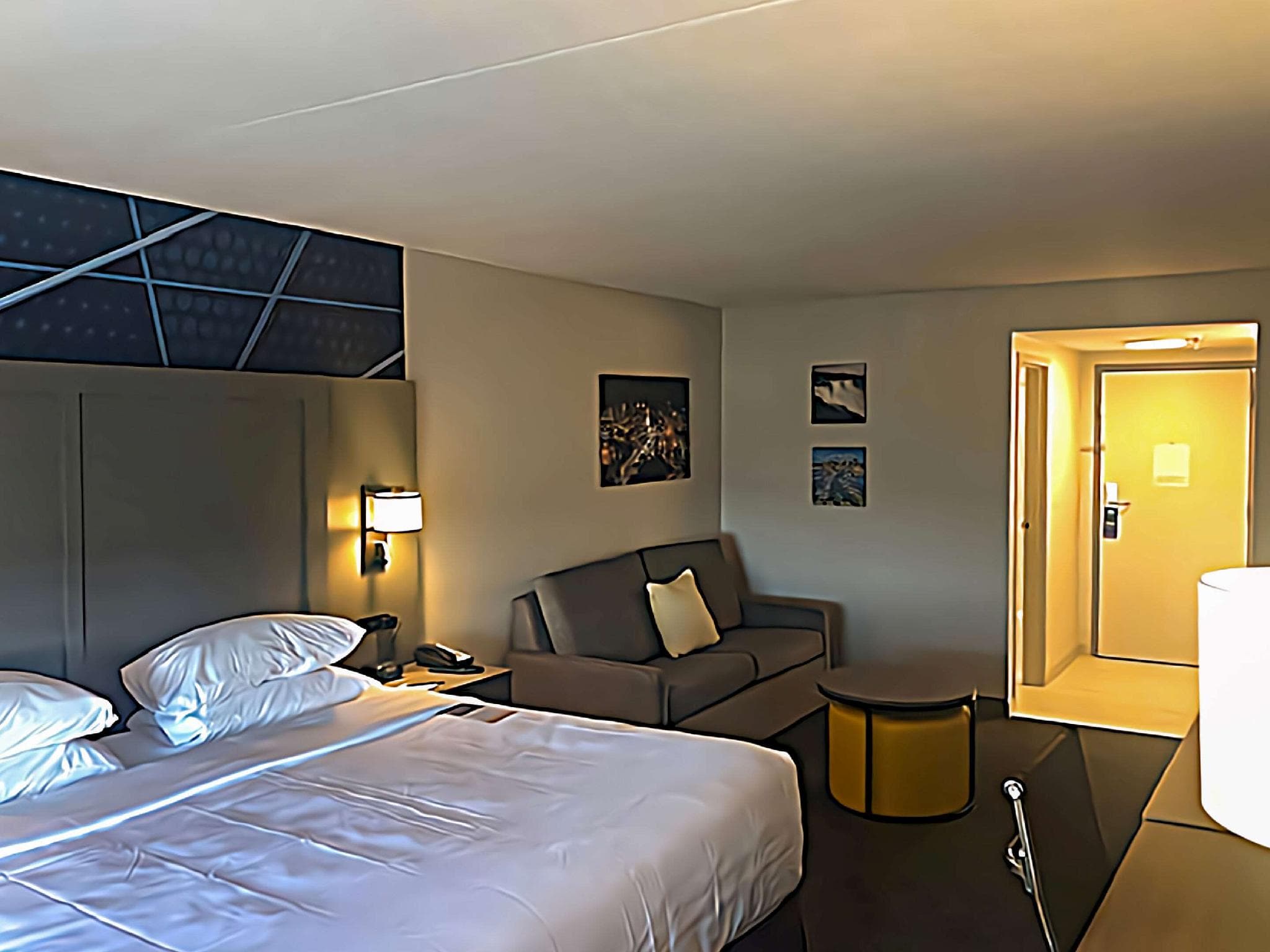 Comfort Inn & Suites Buffalo Airport photo 2