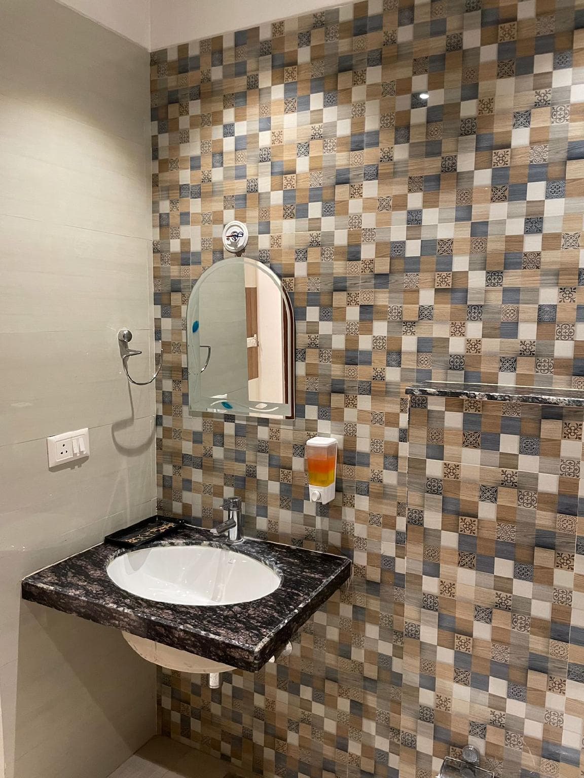 Hotel Singh Comfort Inn photo 2