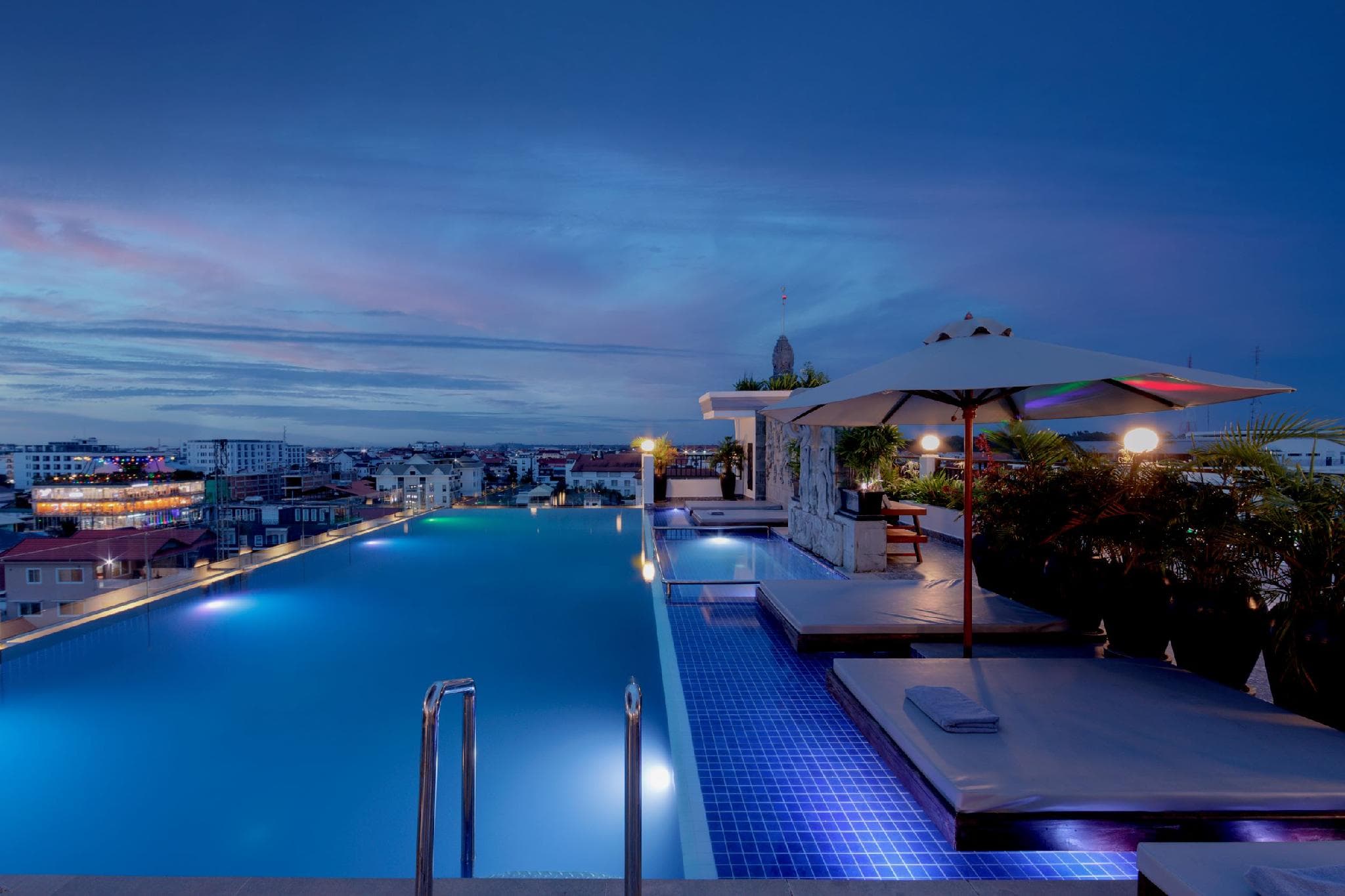 Two Seasons Siem Reap Hotel photo 4