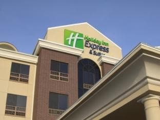 Holiday Inn Express and Suites Batavia By IHG photo 3