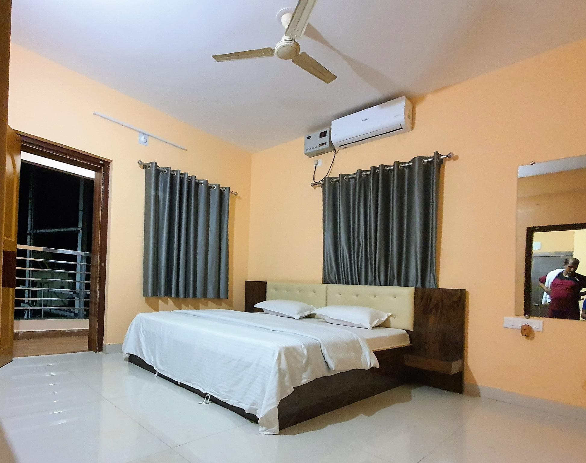 CLOVER VILLA HOTELS photo 2