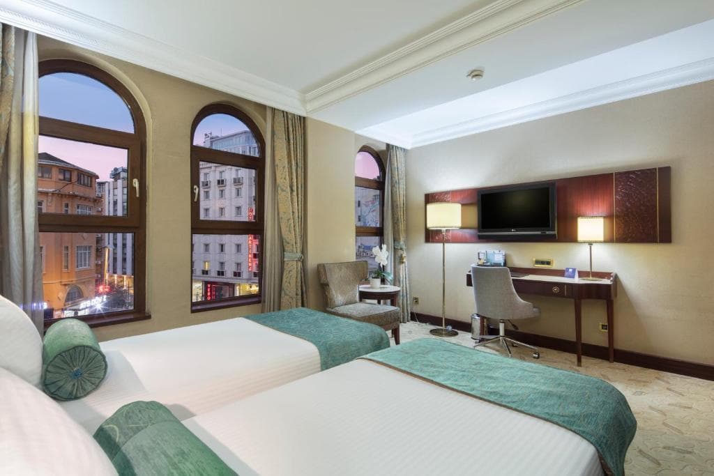 Crowne Plaza Istanbul - Old City, an IHG Hotel photo 2