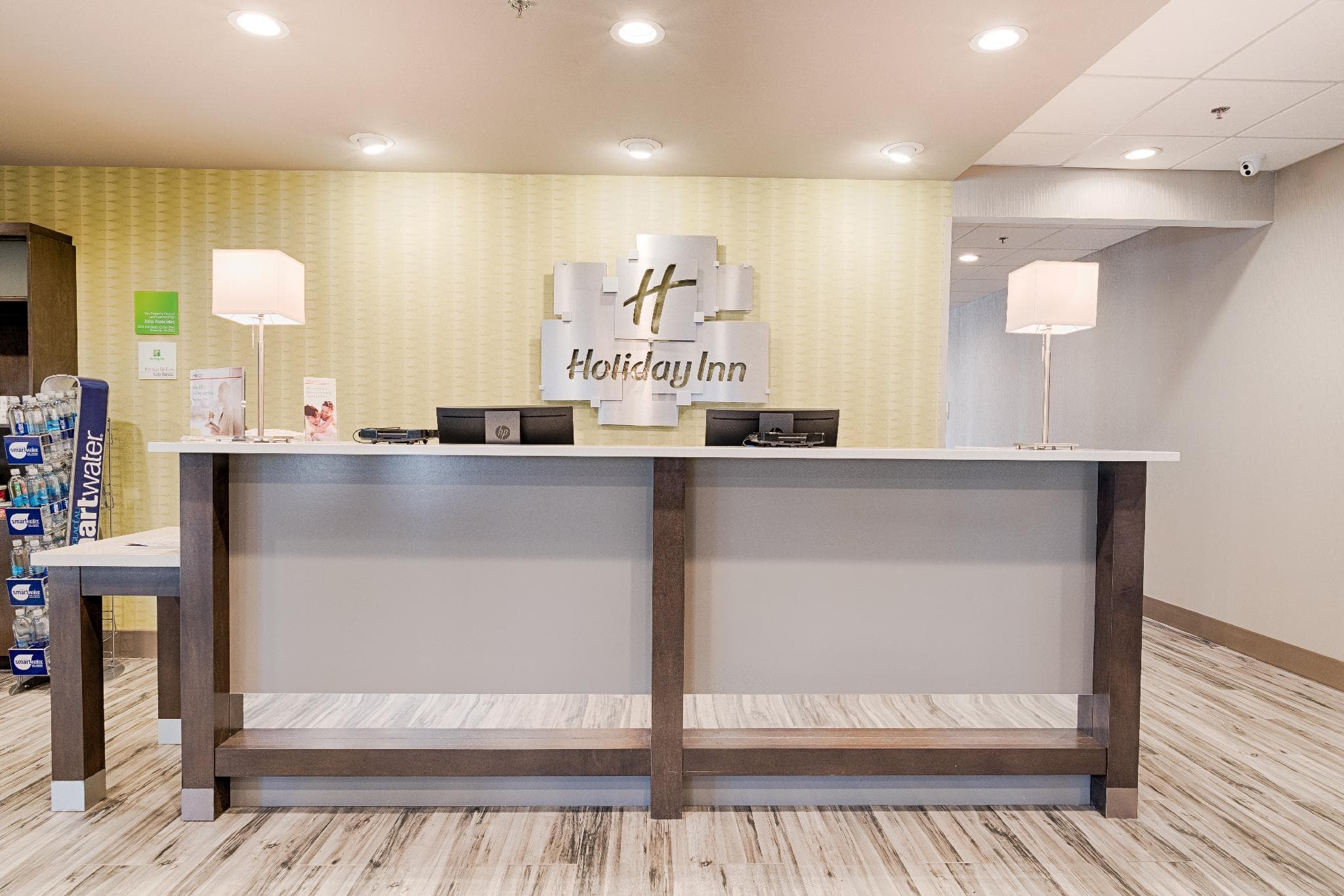 Holiday Inn Knoxville N - Merchant Drive By IHG photo 5