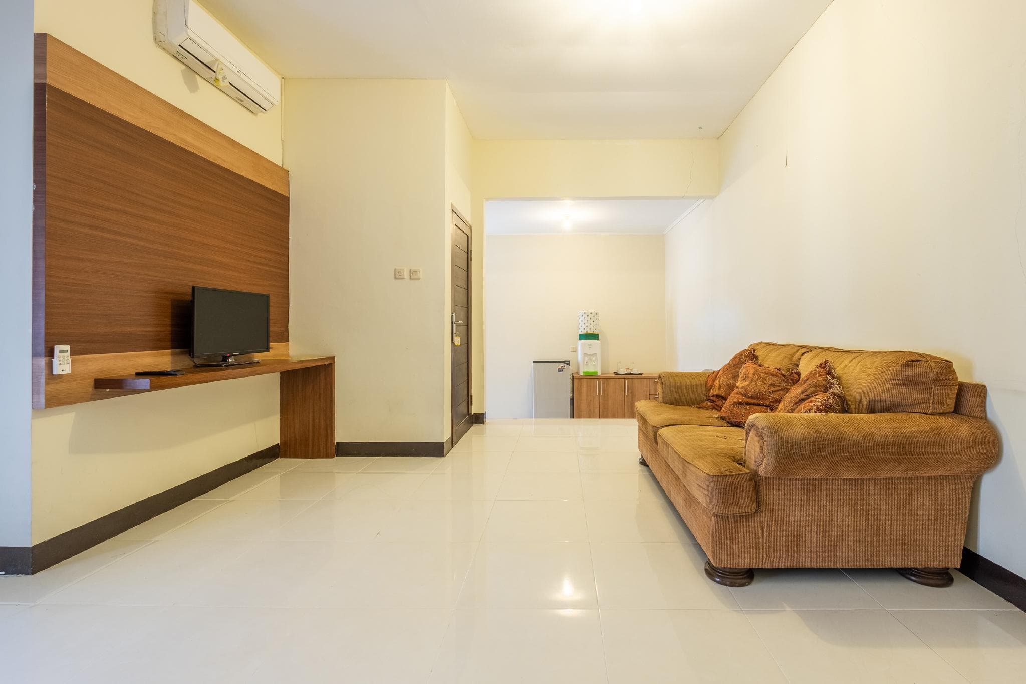 Aleyra Hotel and Villa Garut photo 2