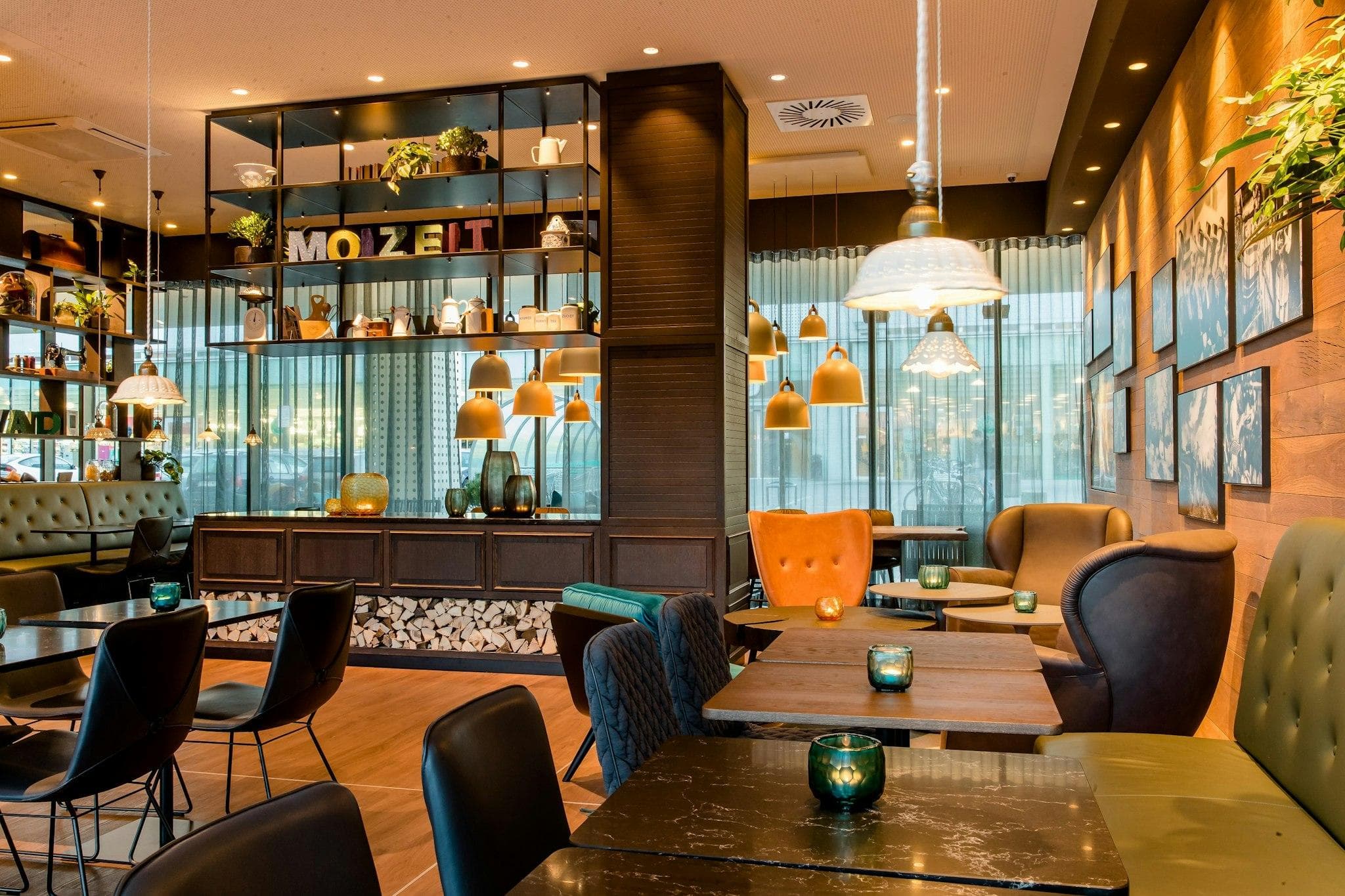 Motel One Salzburg-Sud photo 2