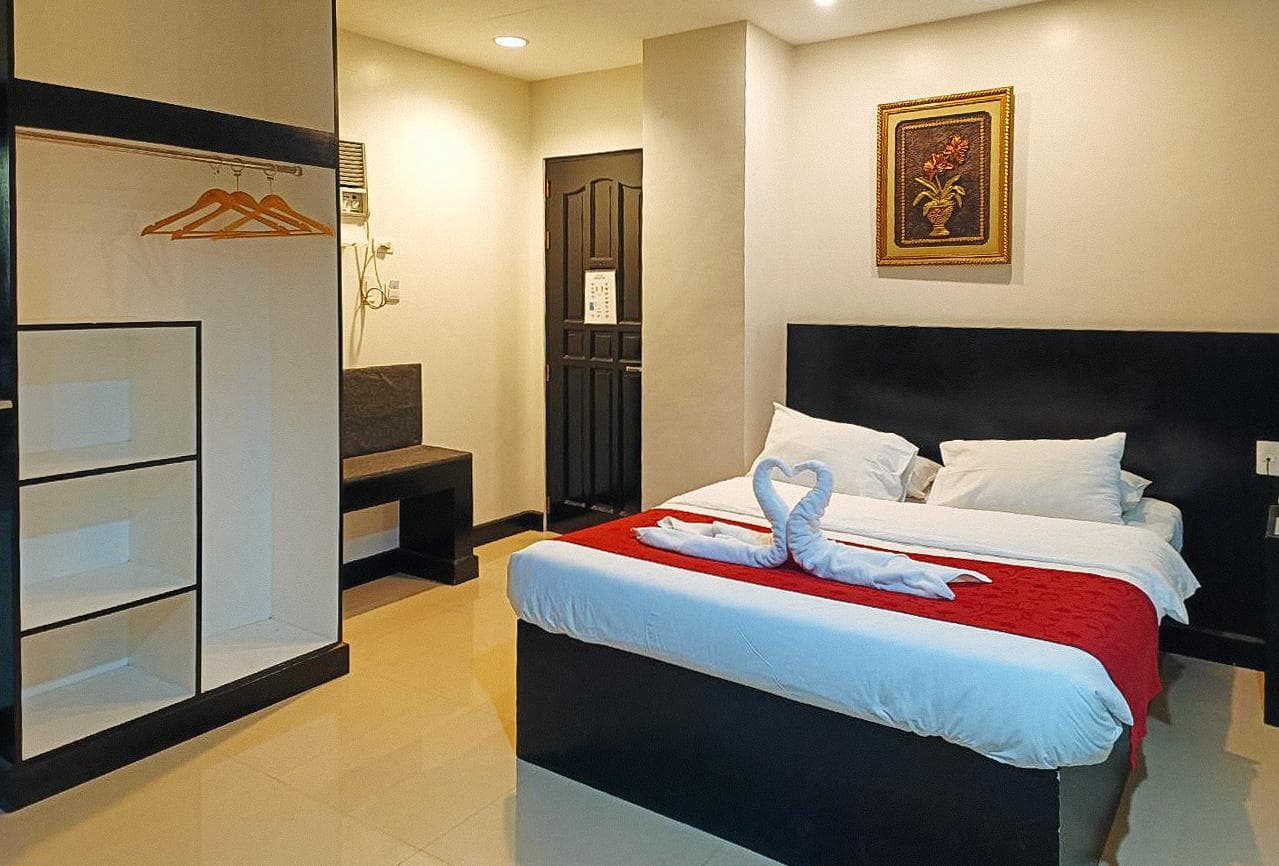 Check Inn Hotel Dumaguete City by RedDoorz photo 5