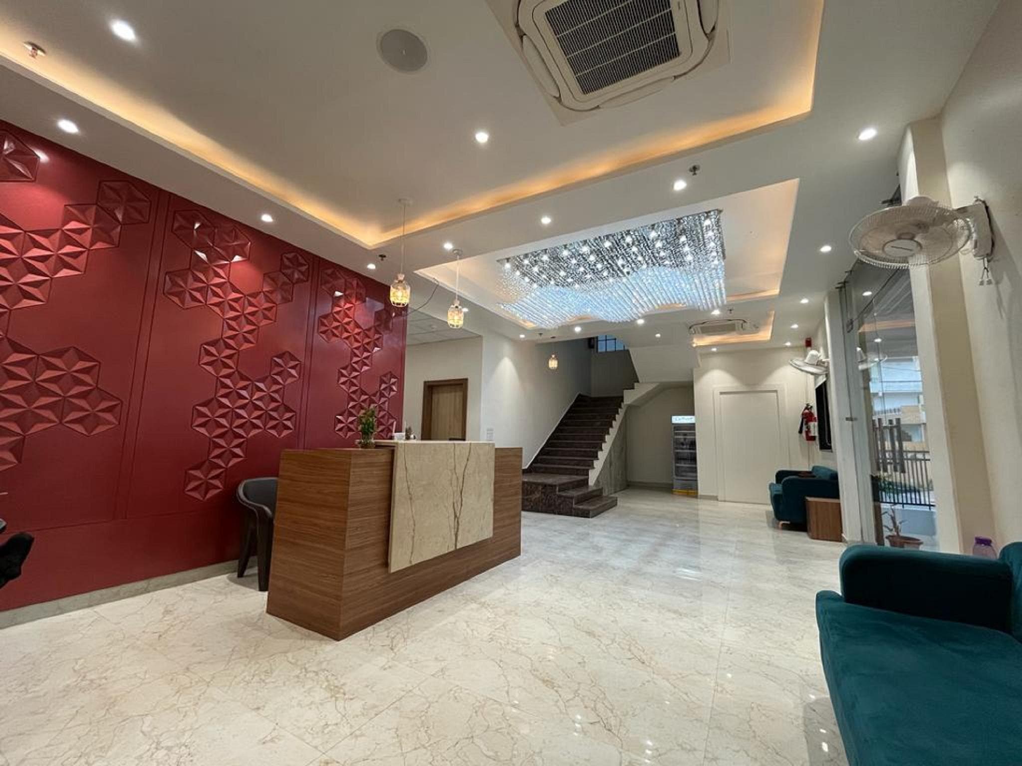 Hotel Satsang Grand