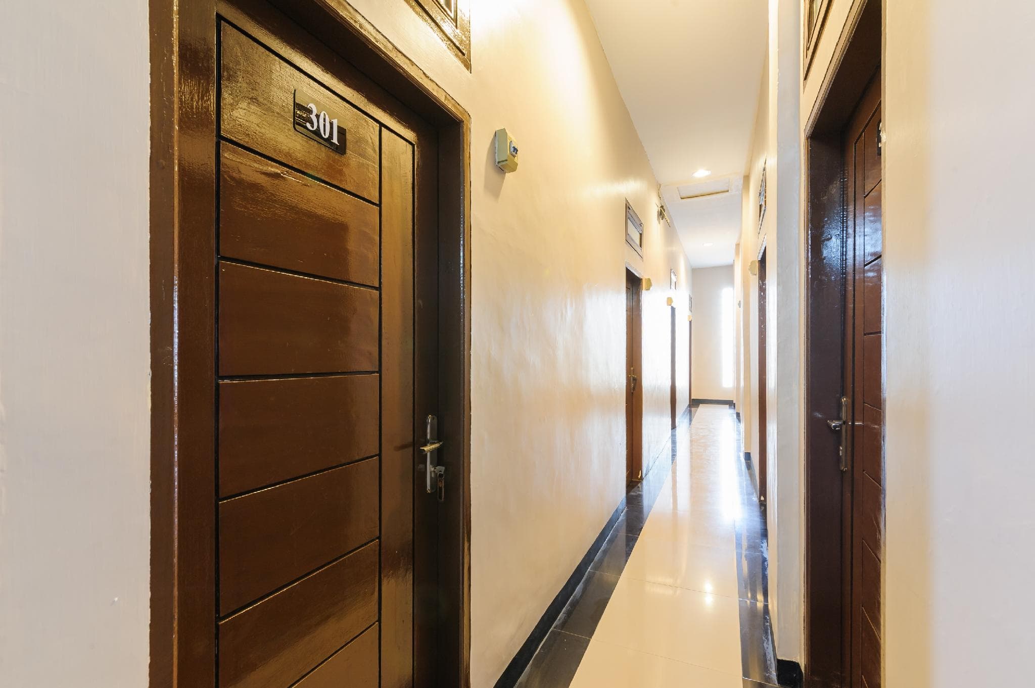 RedDoorz near Waterpark Citra Garden Medan photo 3